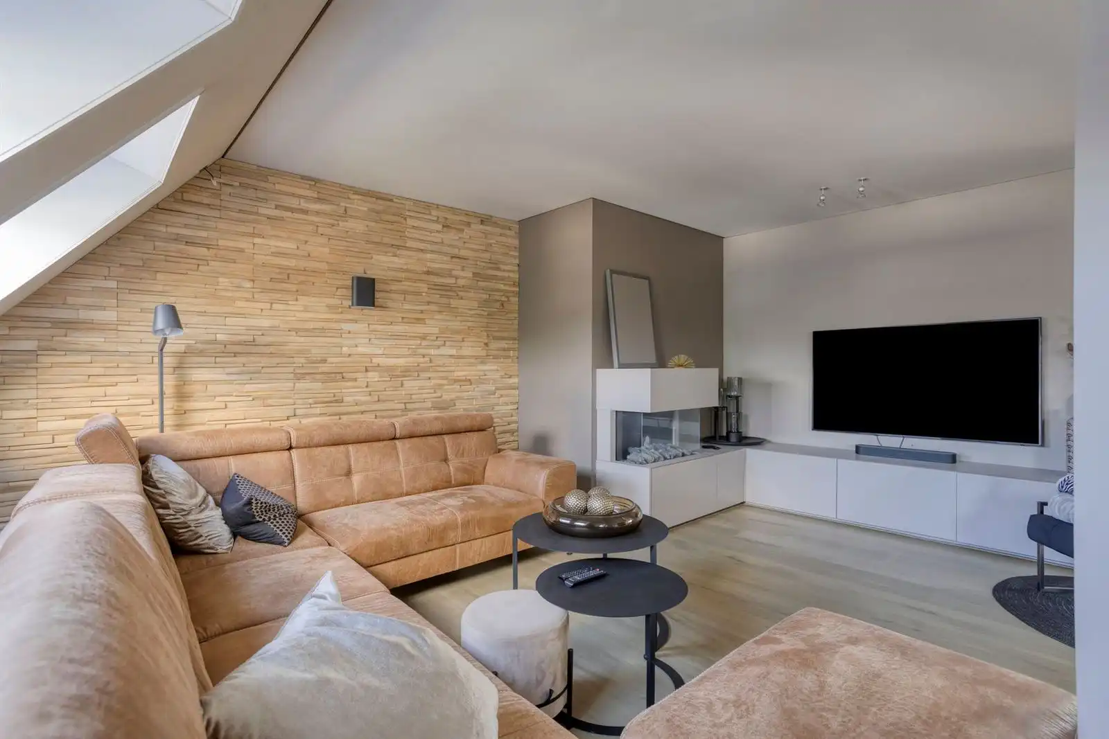 Ruim duplex appartement met 3 slaapkamers foto 6