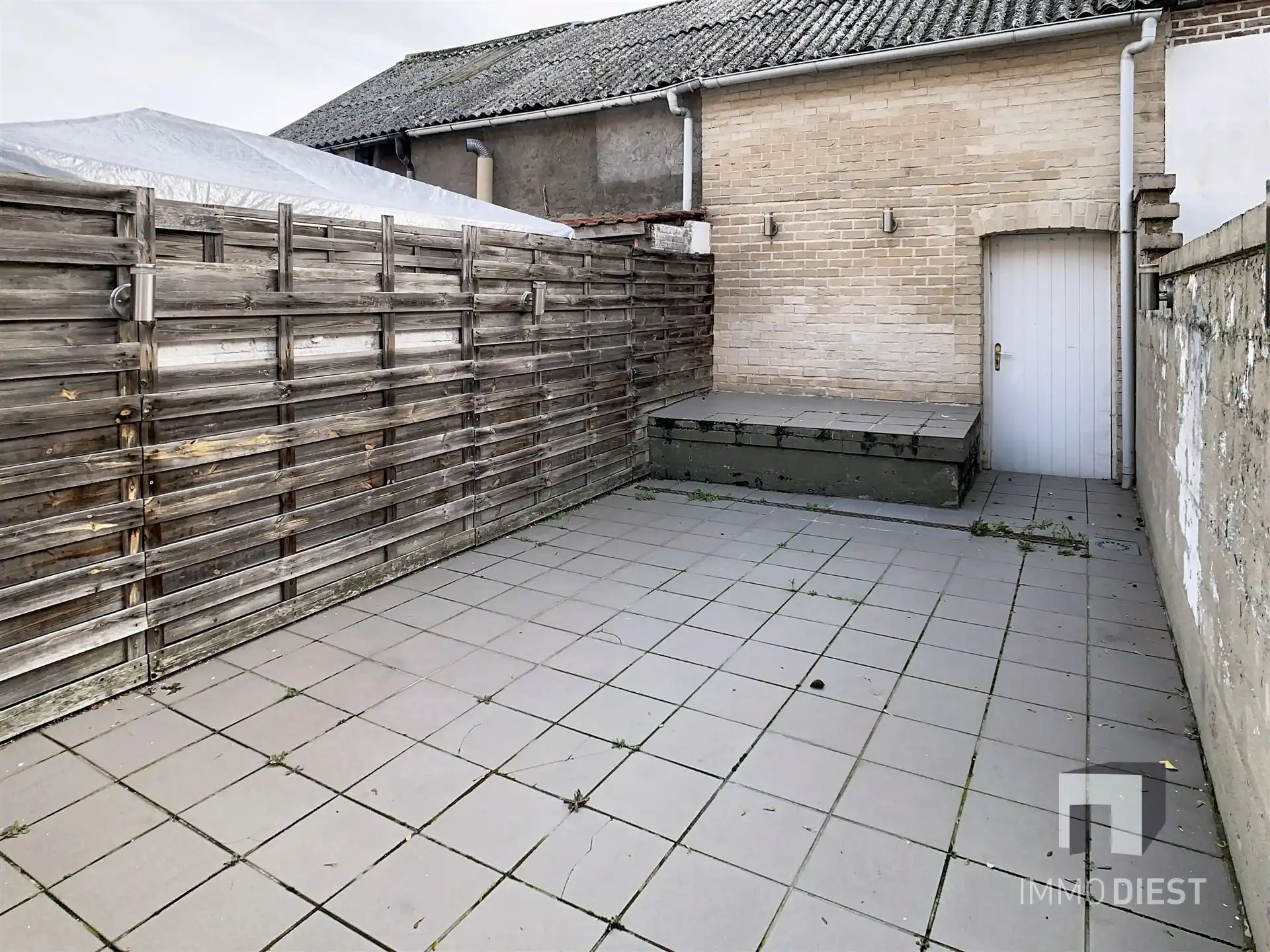 Gezellige rijwoning met terras en tuin foto 19