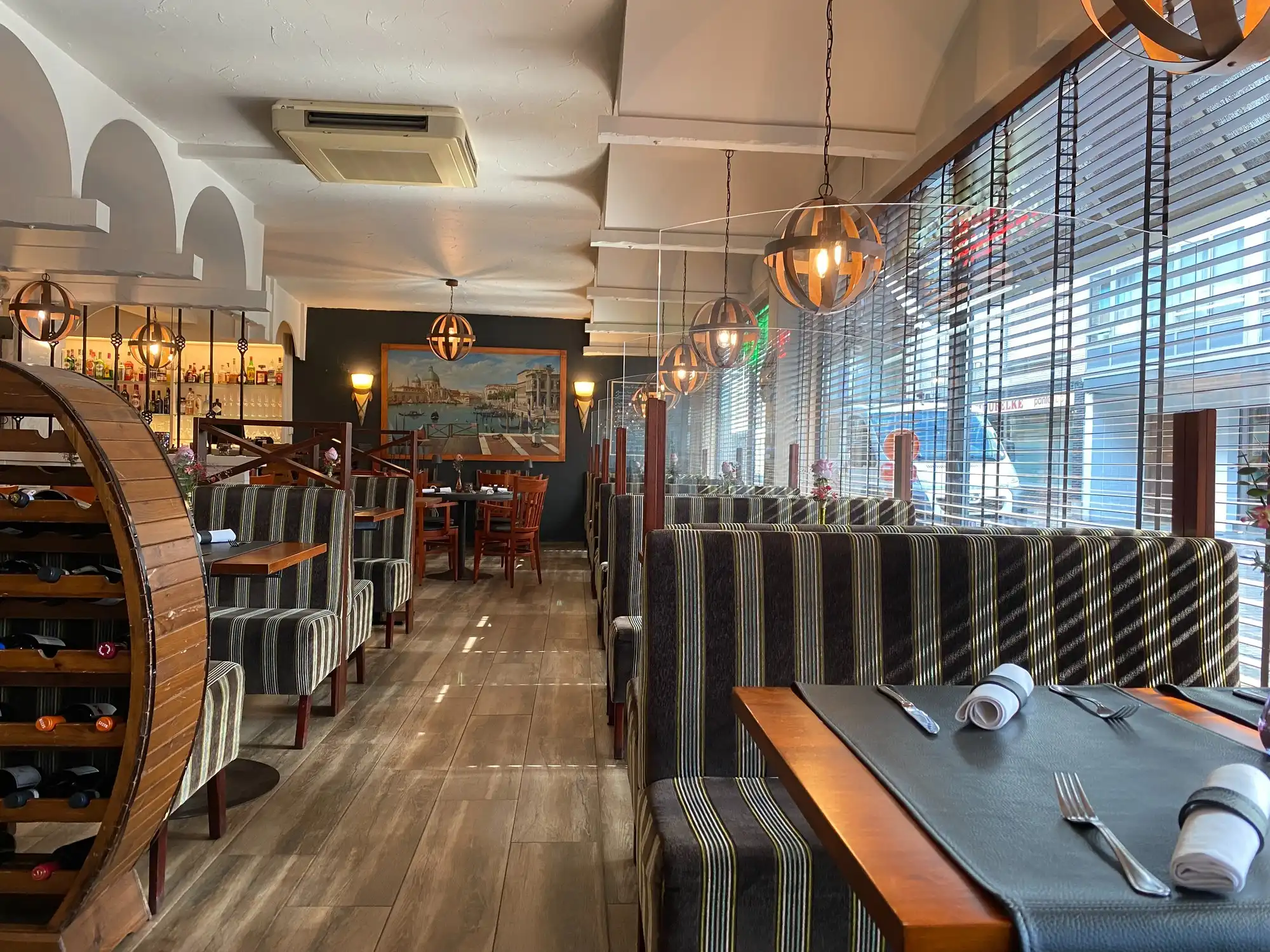 Gekend Italiaans restaurant | Stormestraat foto 4