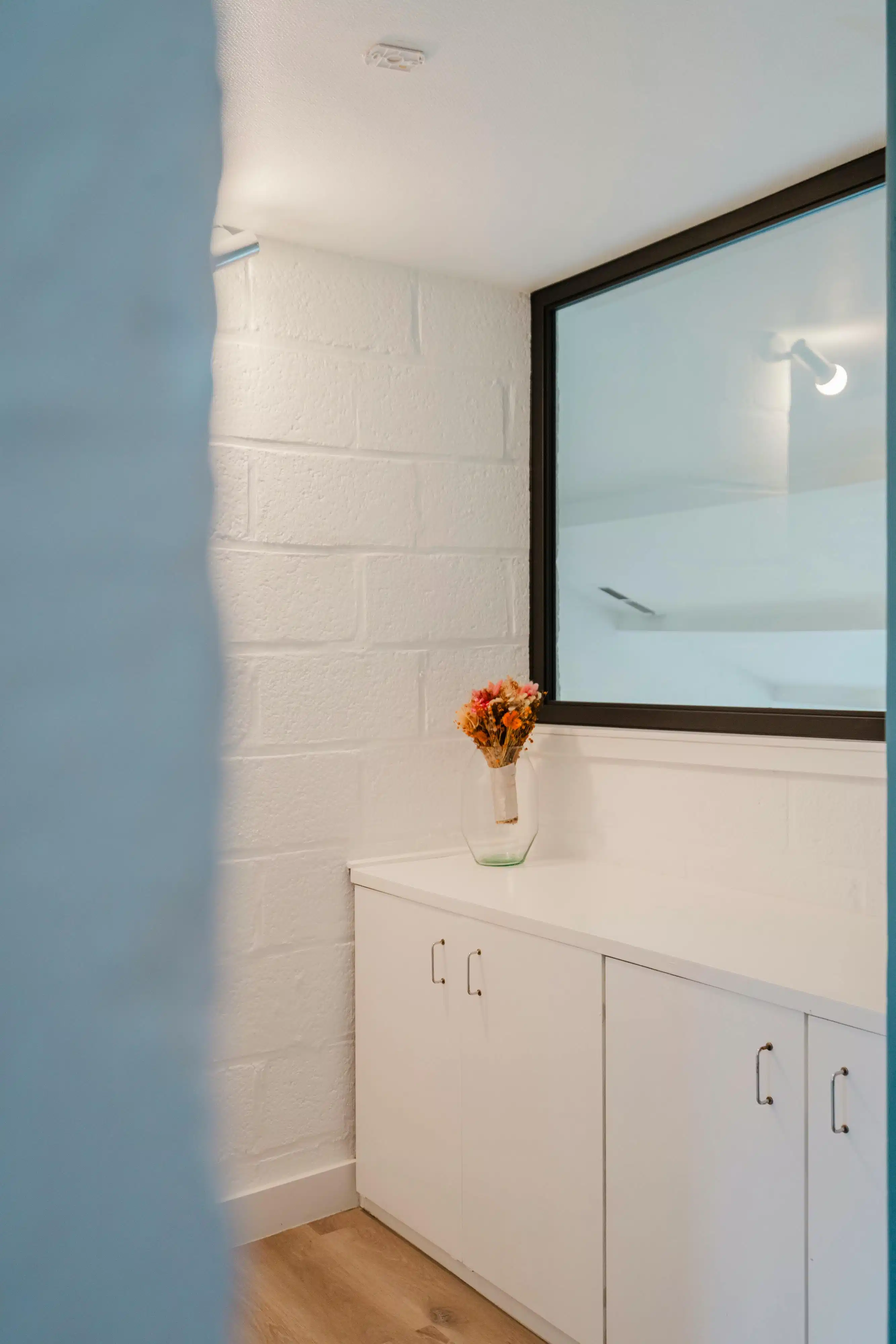 Instapklaar huis te koop te Kortrijk foto 13