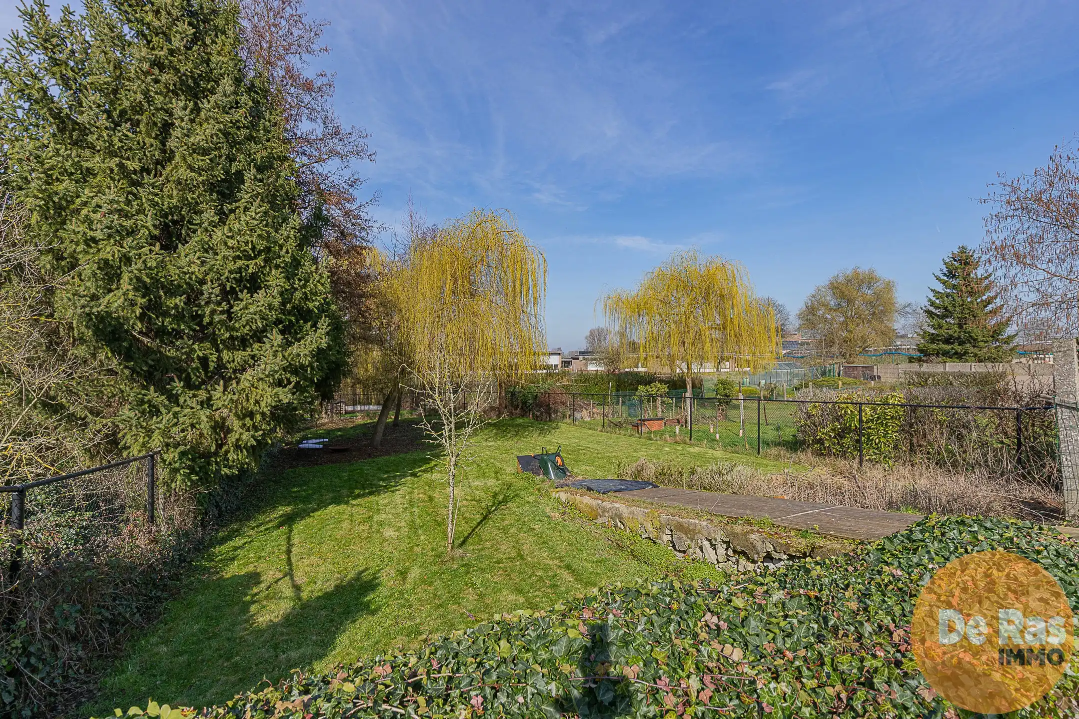 LEDE - instapklare woning met 4 slpks en leuke tuin! foto 19