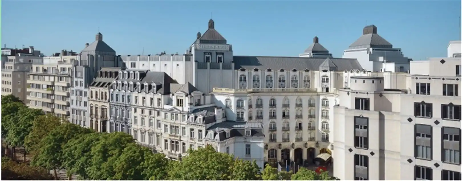 WILTCHER'S: 388m² foto {{pictureIndex}}