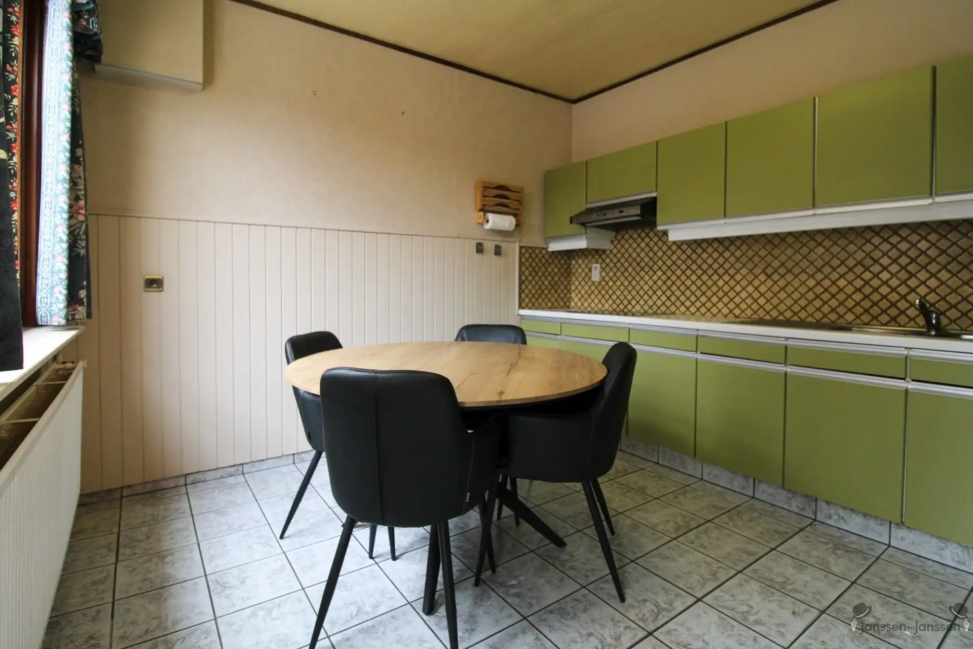 Charmante woning Te Koop foto 13