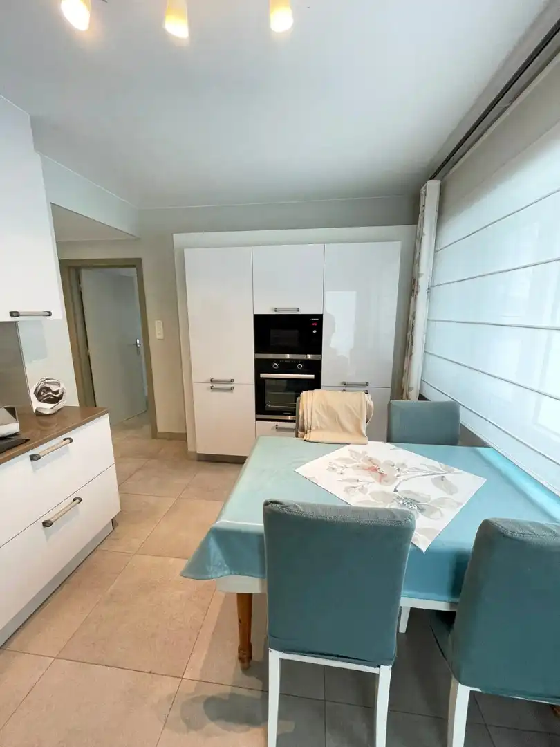 Vrijstaande, energiezuinige woning met 4 slpk en garage op een perceel van 25 a. foto 11