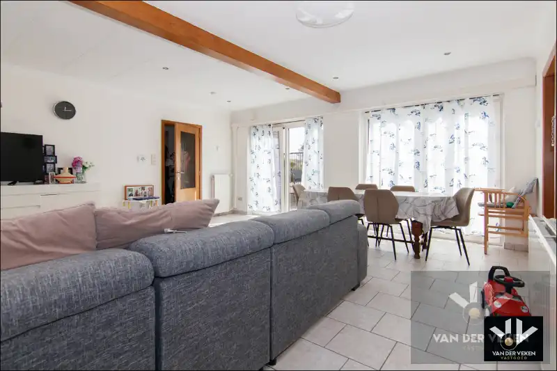 GEZINSWONING MET 3 SLAAPKAMERS foto 5