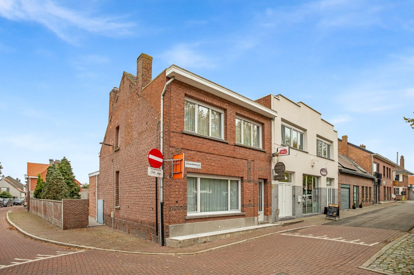 Te renoveren, halfopen bebouwing met 3 slpk, gezellige tuin en garage foto 29