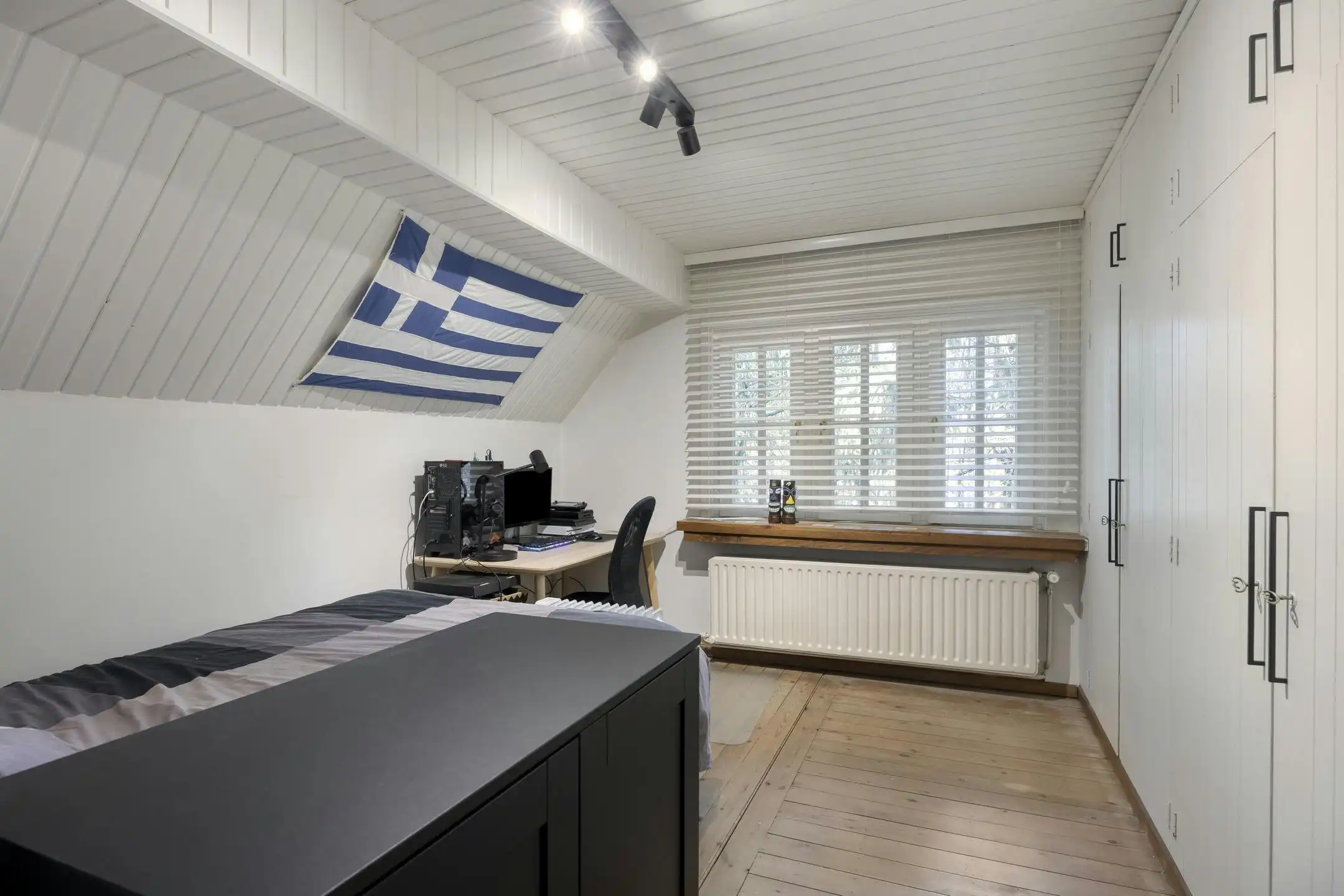 Recent gerenoveerde villa op 33 are te koop in Herentals foto 13