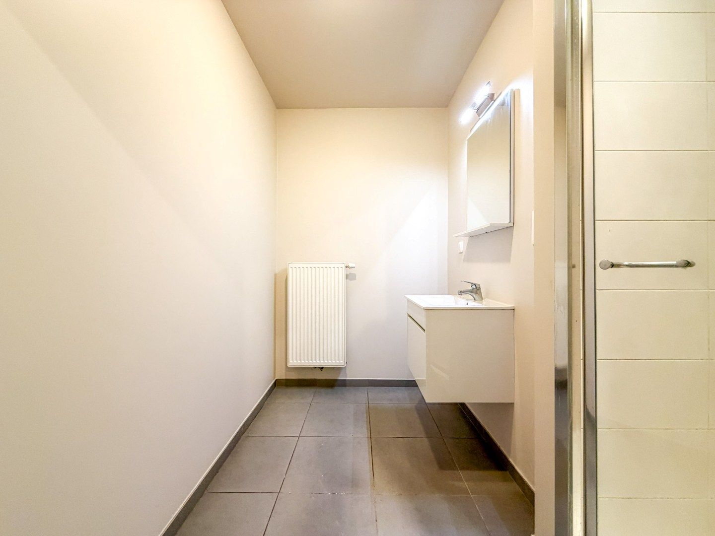 Gezellig 2-slpk appartement met terras, autostaanplaats, Torhout foto 10