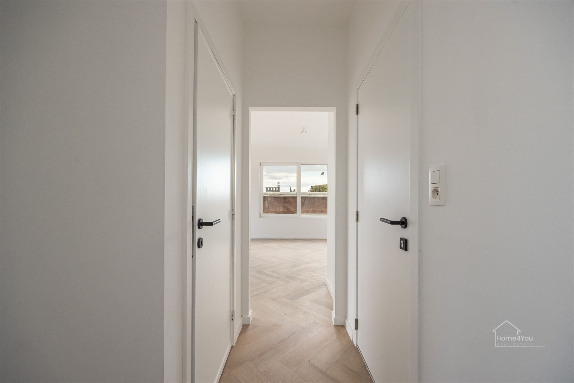 Gerenoveerd appartement te koop! foto 3