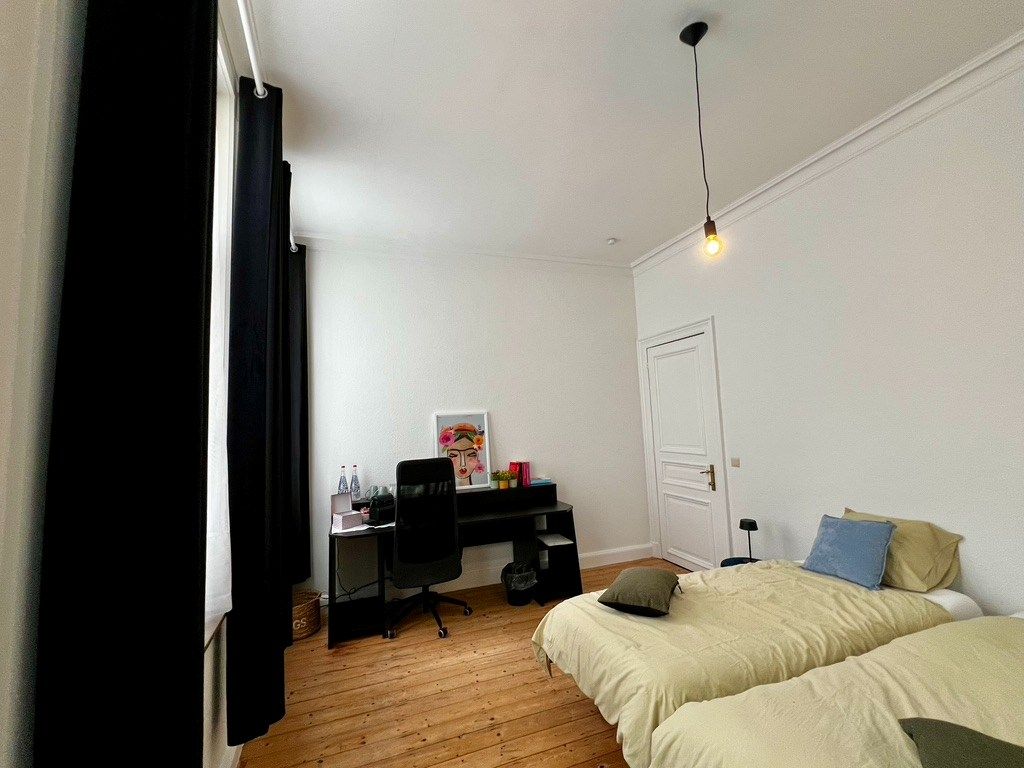 Studentenkamers of co-housing te huur pal aan de grote markt te Kortrijk foto 17