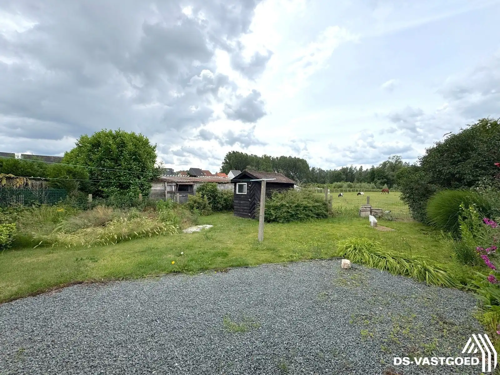 Ruime eengezinswoning met 4 slpks en tuin! foto 24