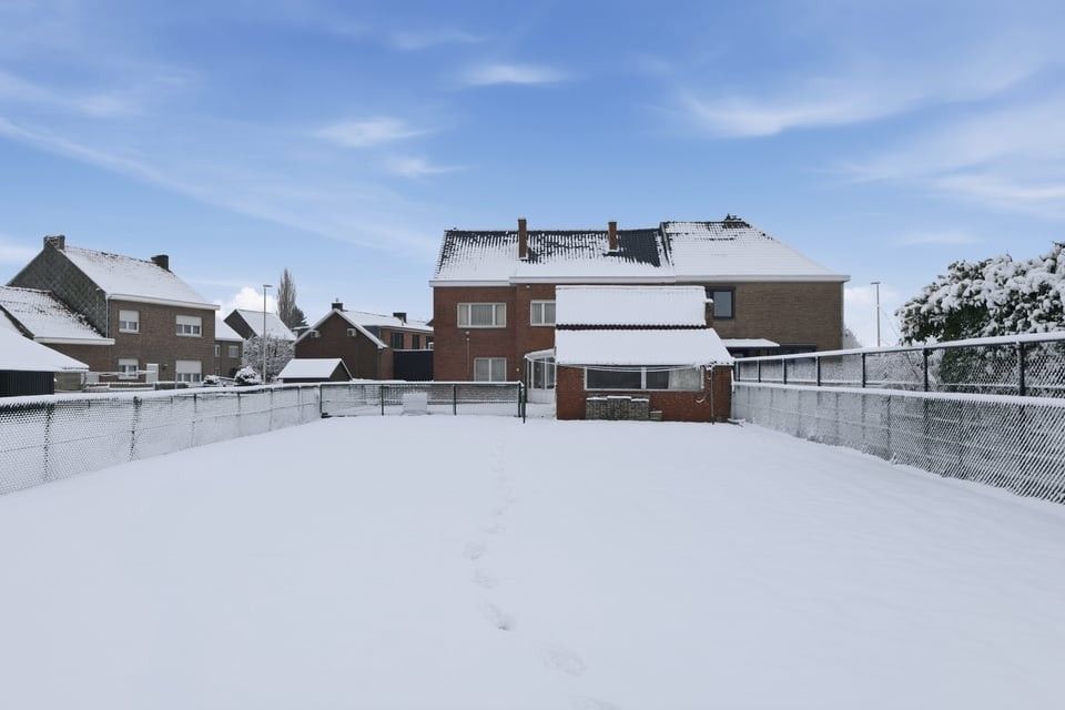 KNUSSE GEZINSWONING MET 4 SLKS EN EEN GARAGE IN BOEKHOUT foto 40