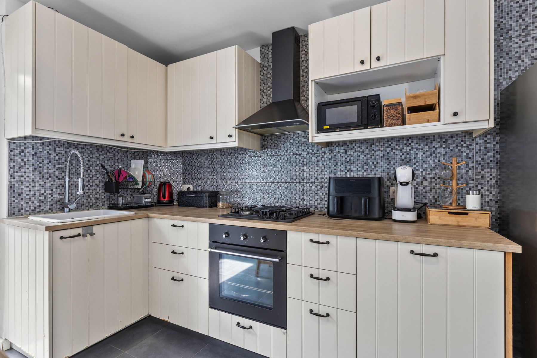 Hoekwoning met 3 slpks en stadstuintje in Gentbrugge! foto 7