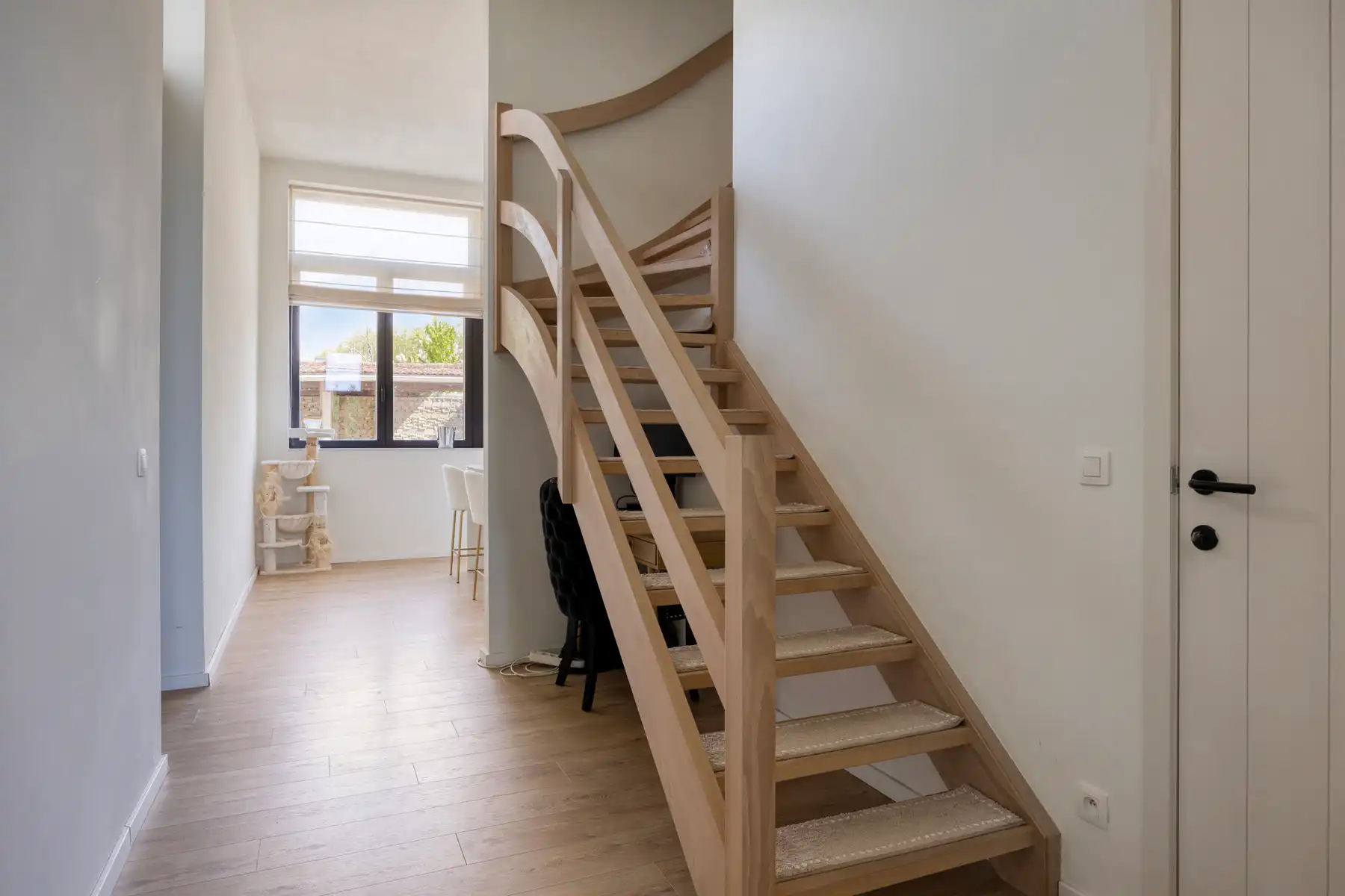 Prachtig duplex appartement met 2 kamers, tuin & staanplaats foto 13