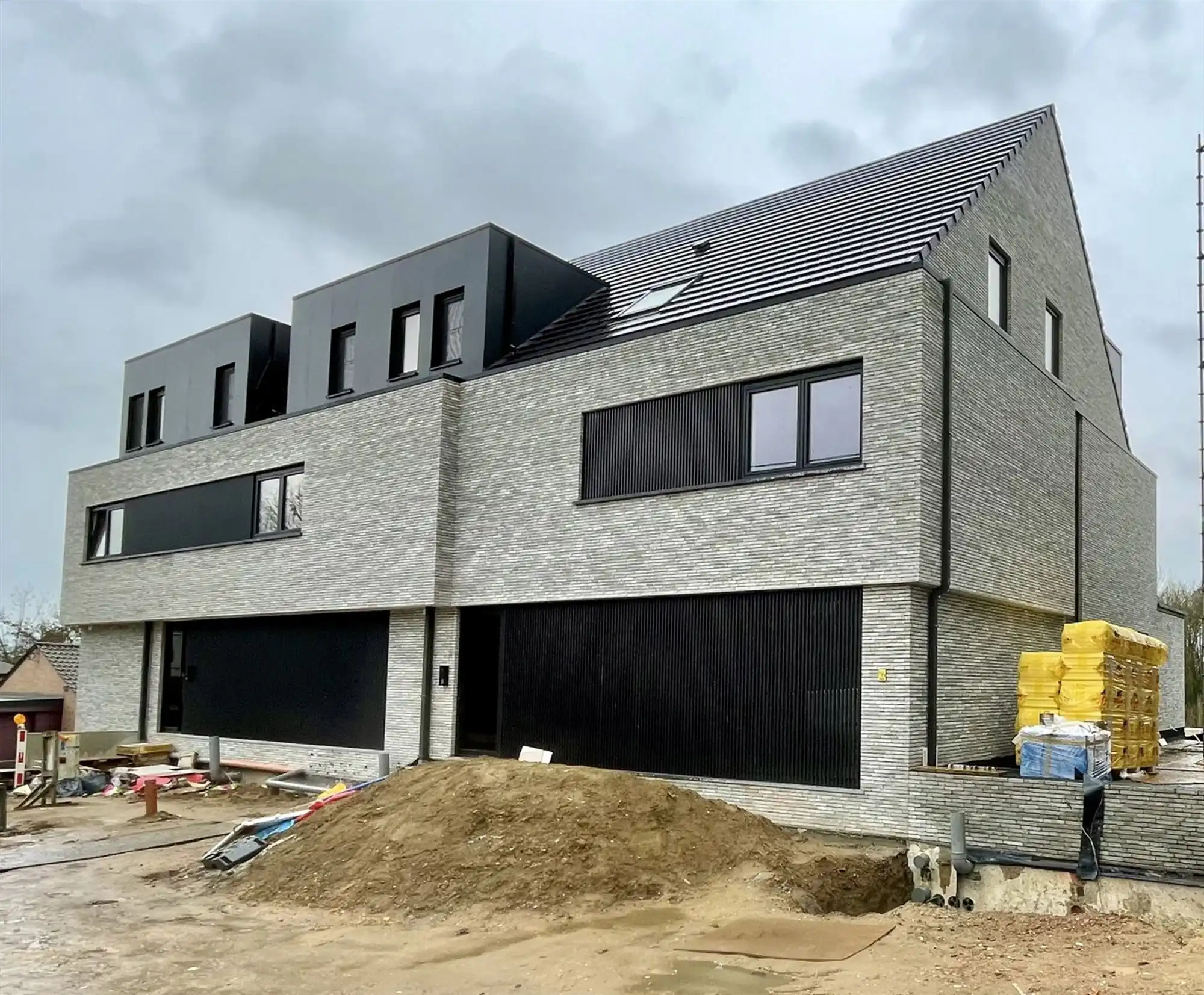 Duplex appartement met 3 slpks te Glabbeek foto {{pictureIndex}}