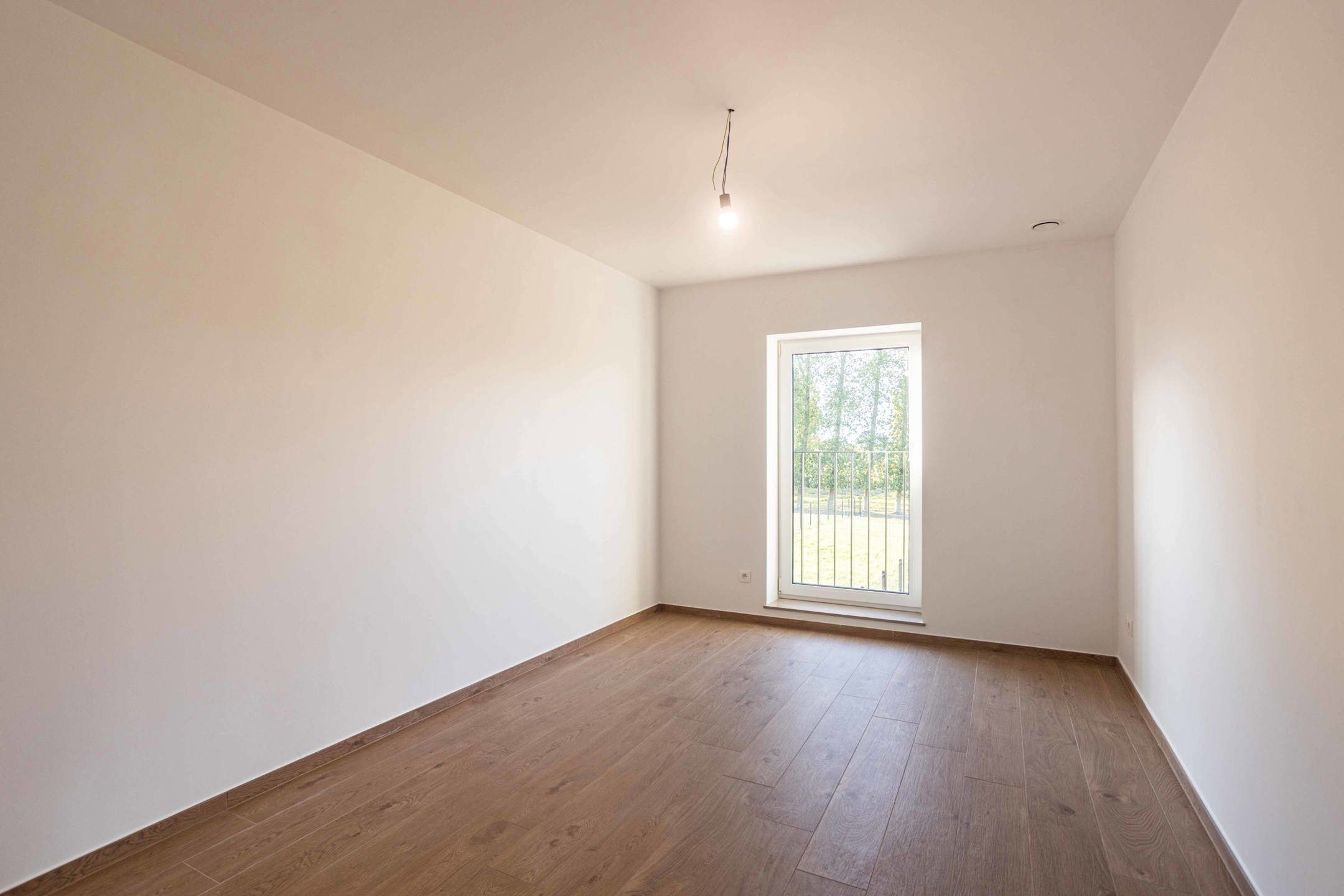 Prachtige nieuwbouwwoning omringd door groen en natuur. foto 14