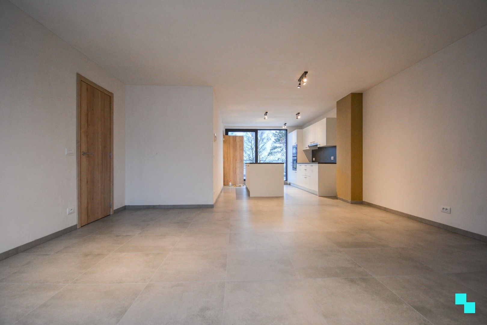 Nieuwbouwappartement via budgethuren te Houthulst foto 7