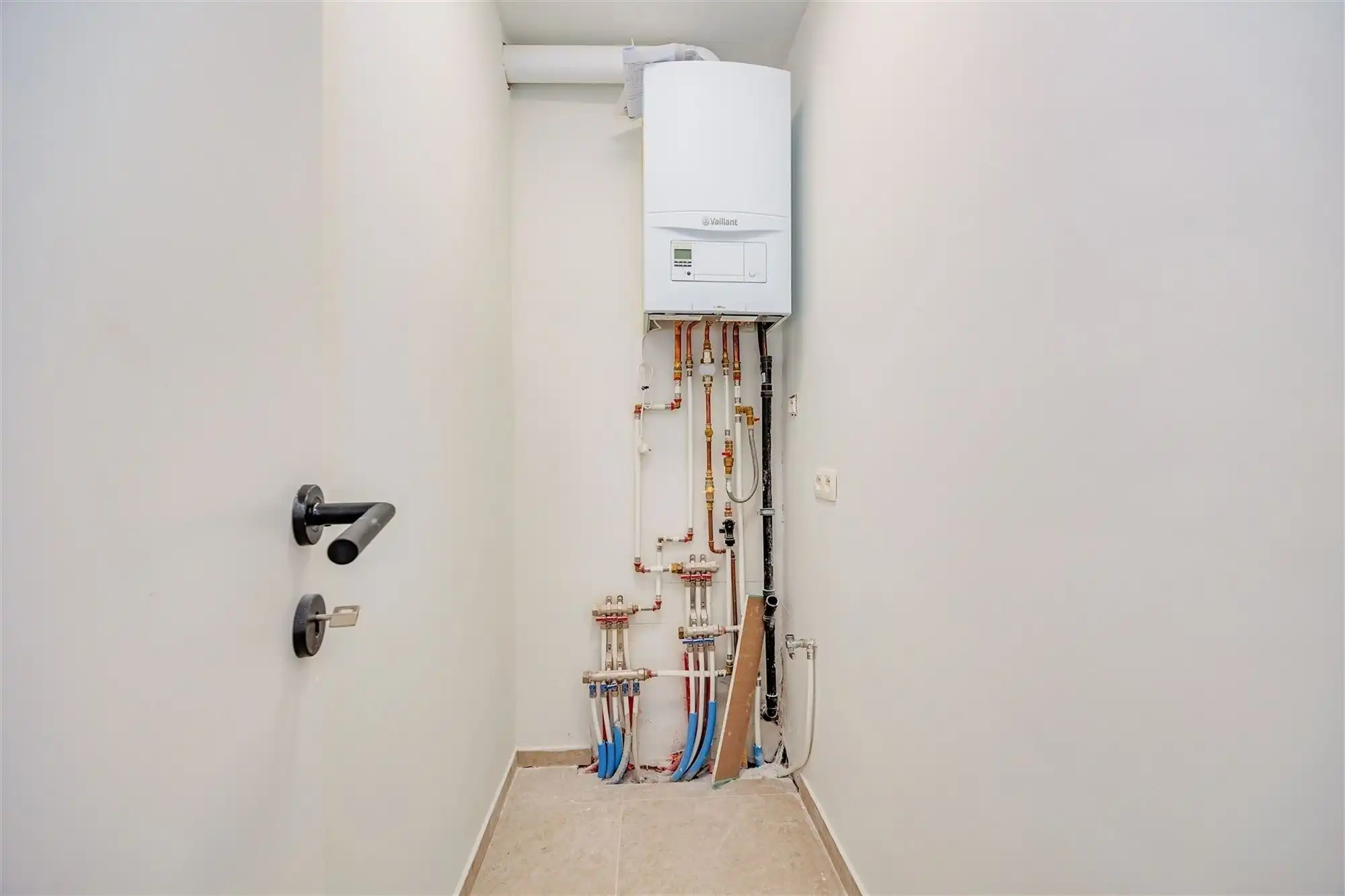 Vergund gerenoveerd appartementsgebouw  foto 7