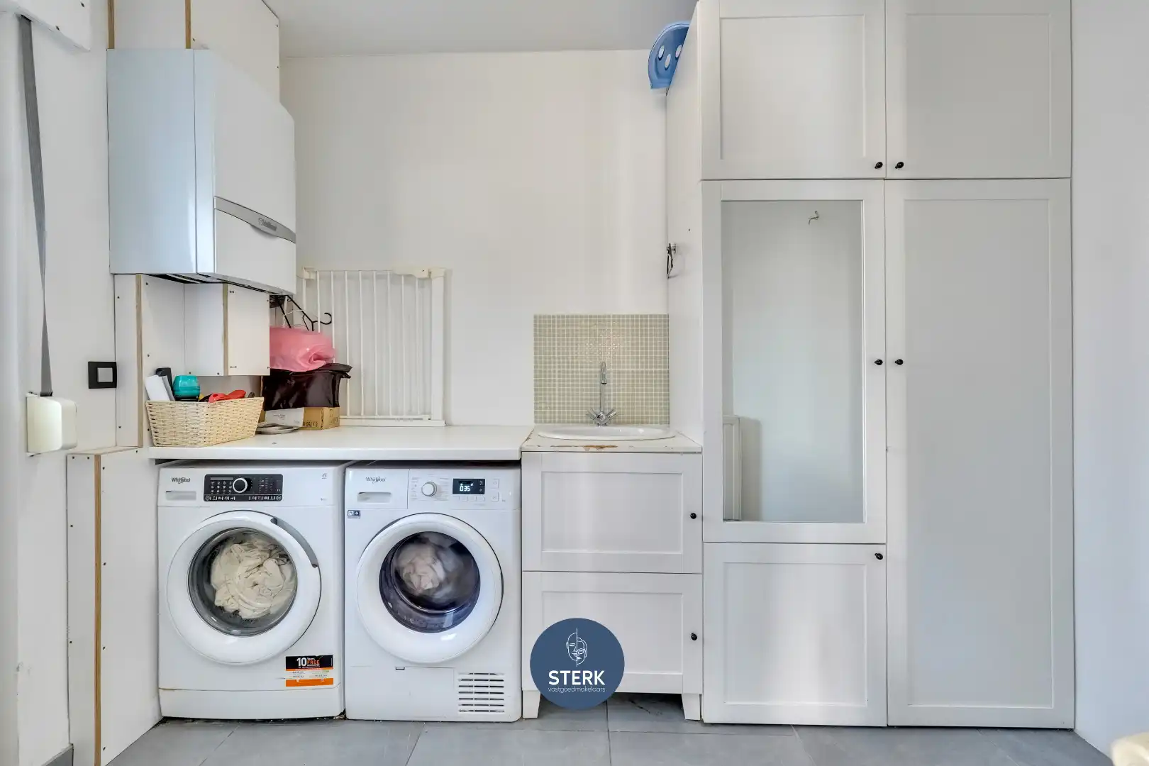 INSTAPKLARE WONING MET 3 SLPKS OP EEN CENTRALE LOCATIE TE MAASMECHELEN !  foto 11