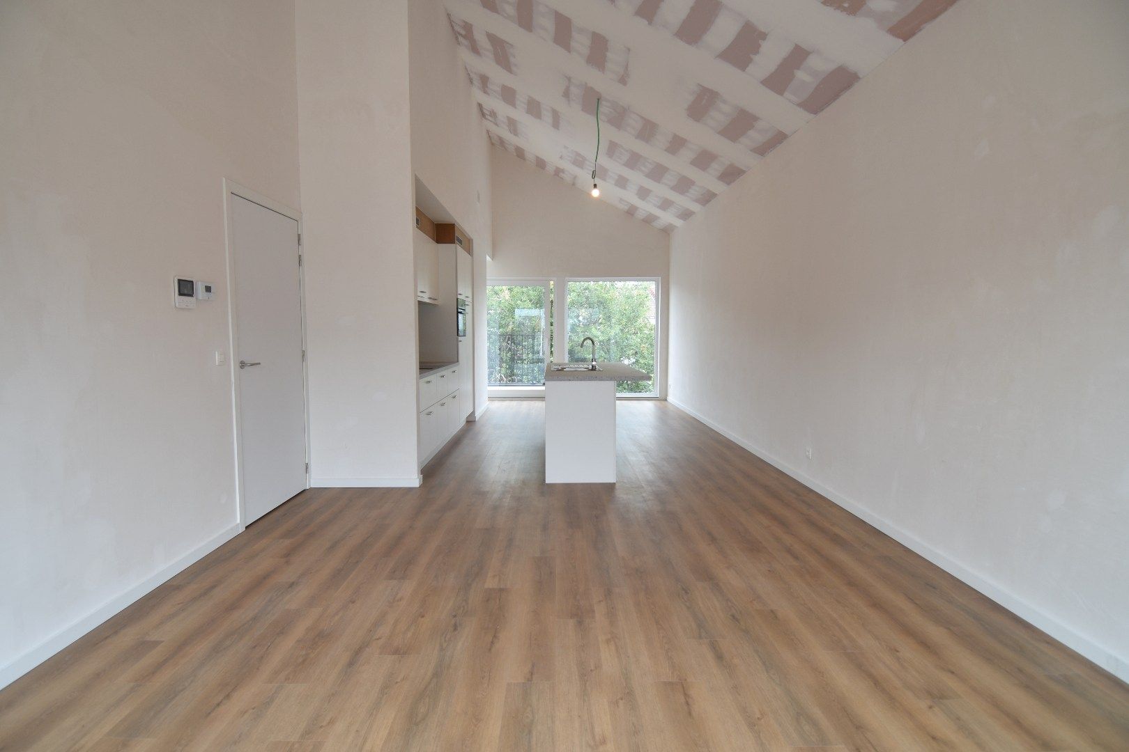 Prachtig nieuwbouw appartement met 2 terrassen in centrum Kortrijk foto 2