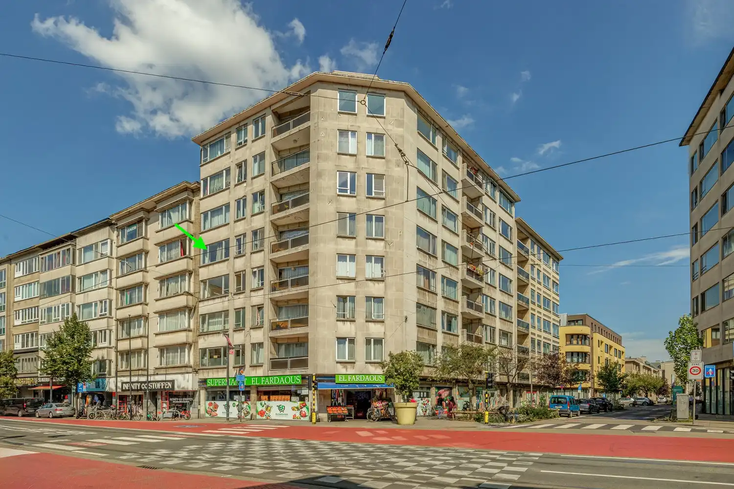 Ruim en lichtrijk 2-slpk appartement met terras en kelderberging in Borgerhout foto 25