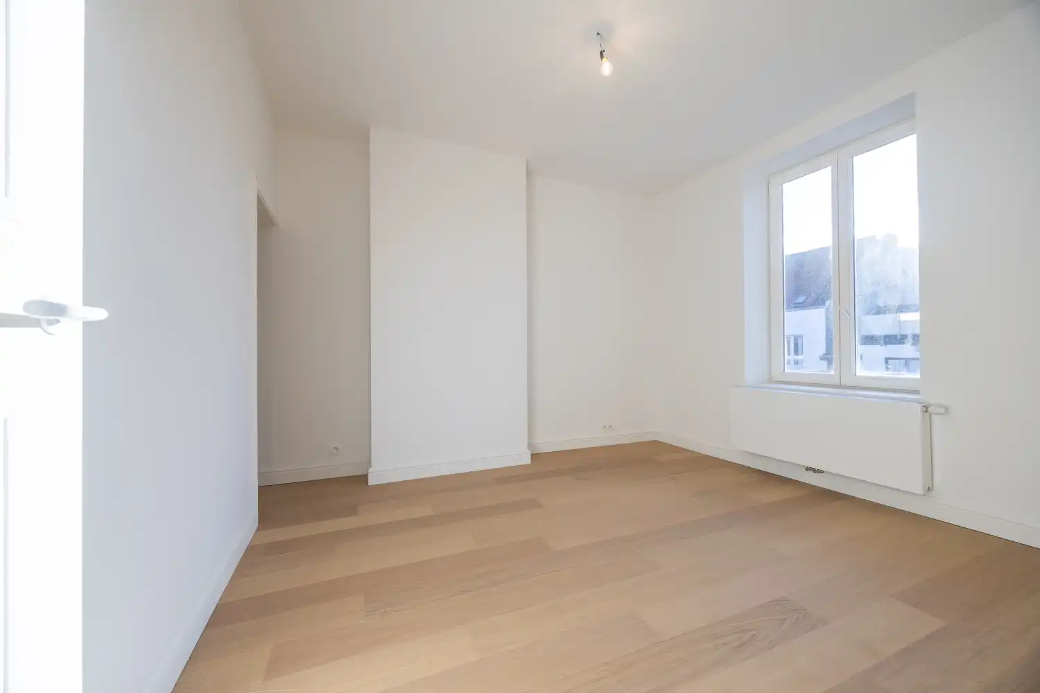 Gerenoveerd herenhuis met 5 slaapkamers foto 25