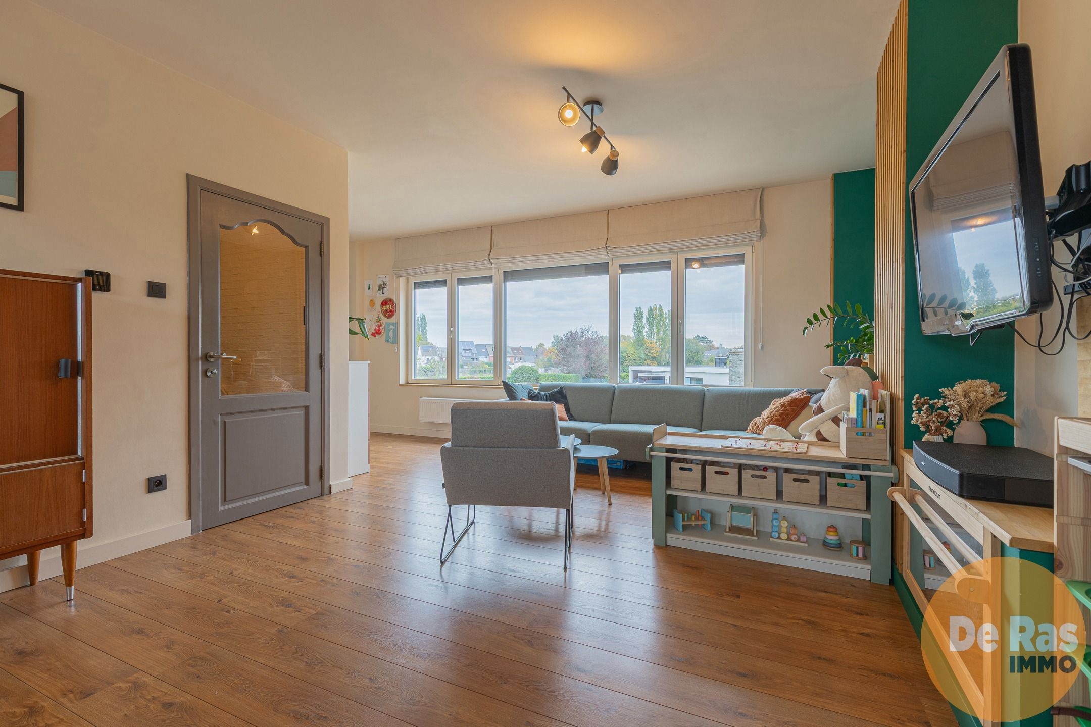 LEDE - Instapklare, centraal gelegen woning met 3 slpk foto 17