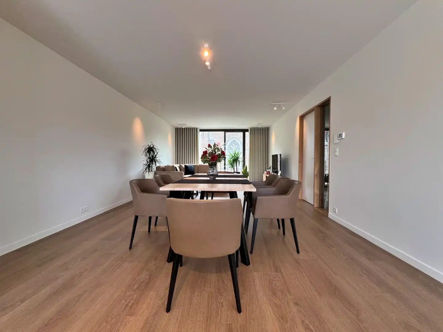 🏡 Instapklaar appartement met 3 slaapkamers in Lovendegem foto 4