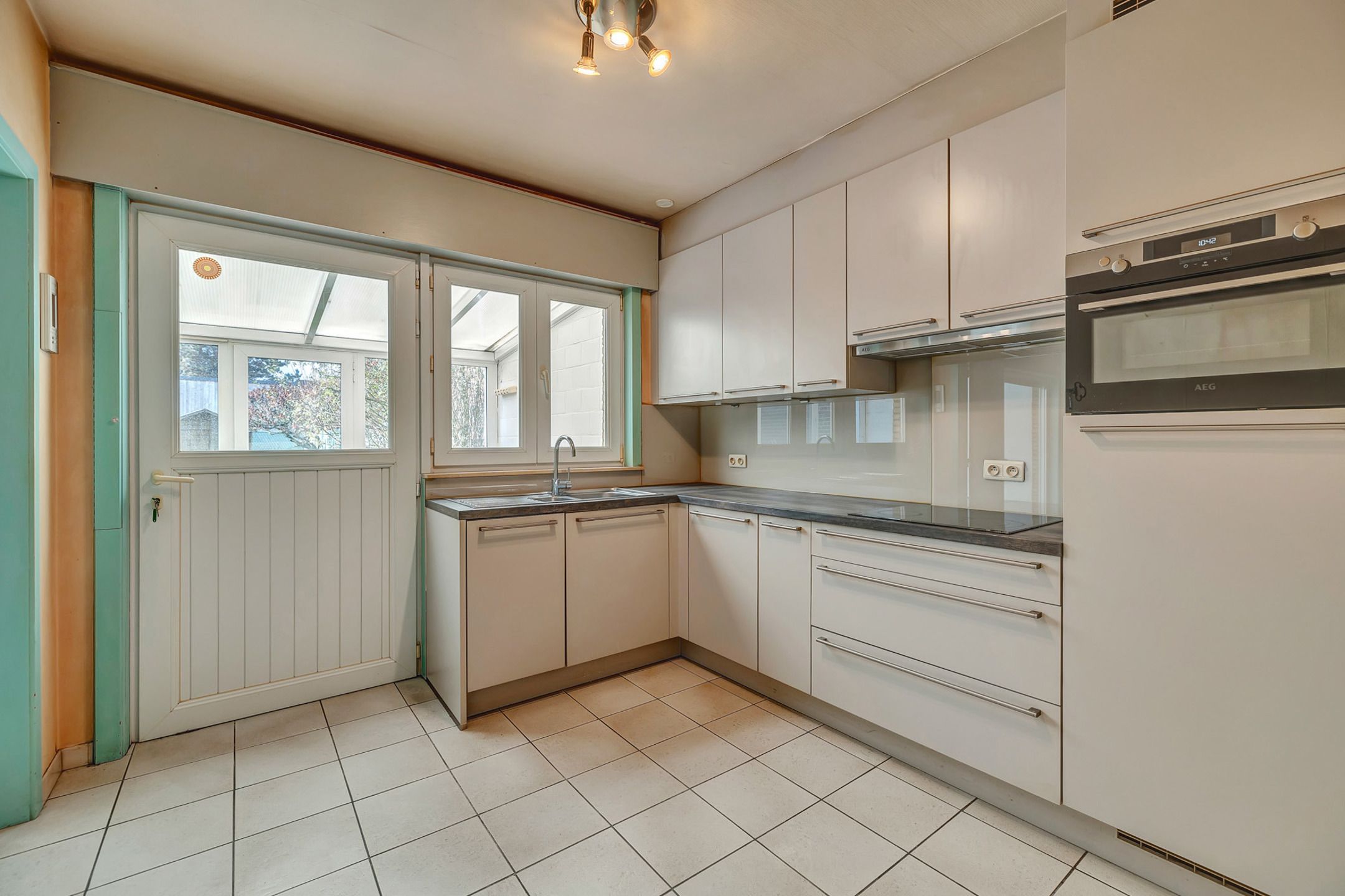 Gezellige rijwoning met inpandige garage te Erpe-Mere foto 9