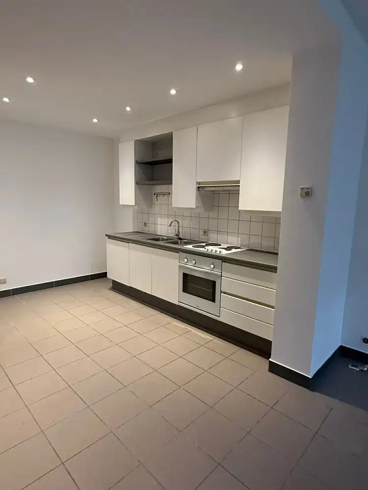 GELIJKVLOERS APP. MET 2 SLAAPKAMERS BRUSSELSESTEENWEG MELLE foto 7