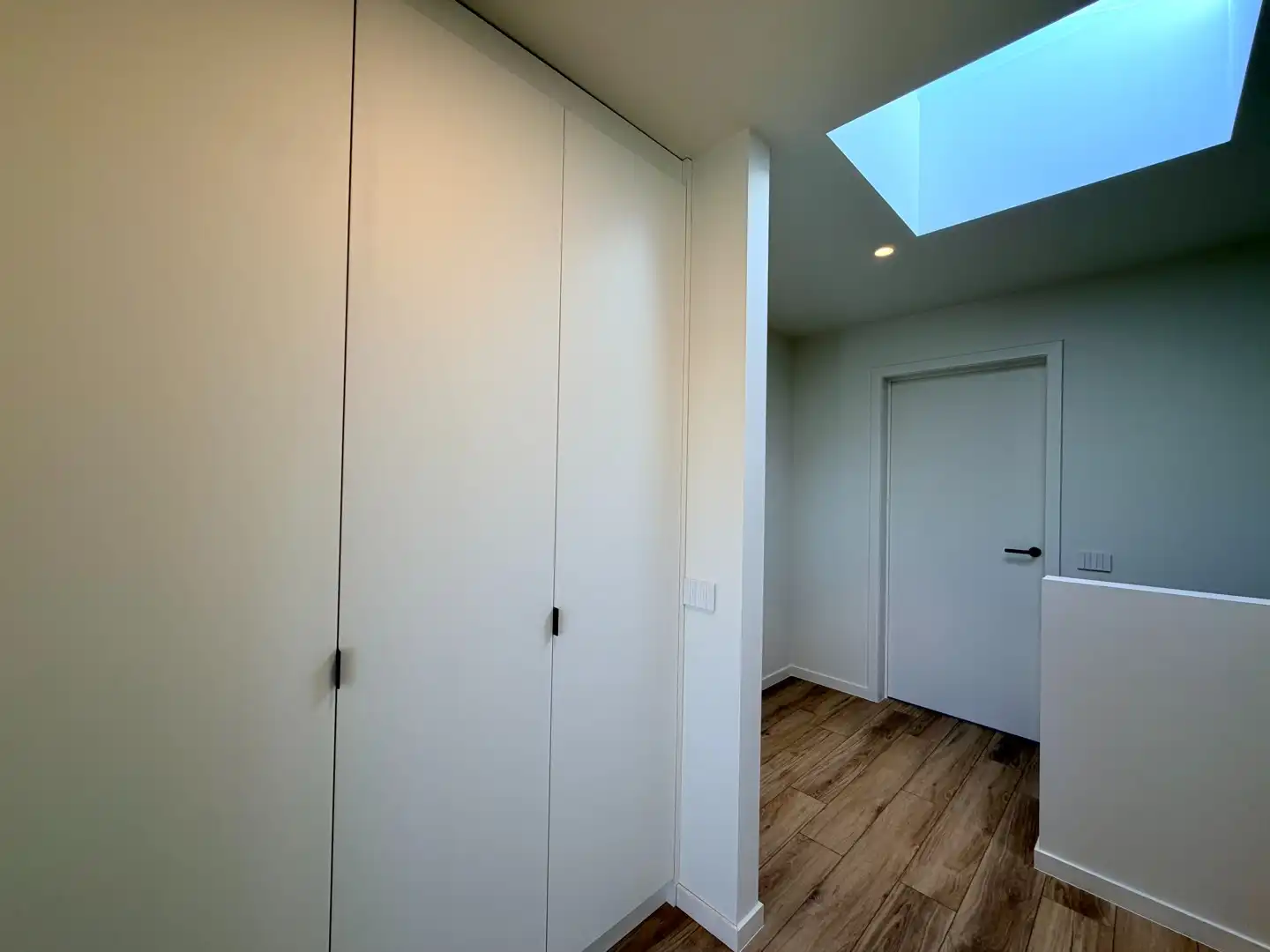 Recente nieuwbouwwoning in centrum Tielt! foto 12