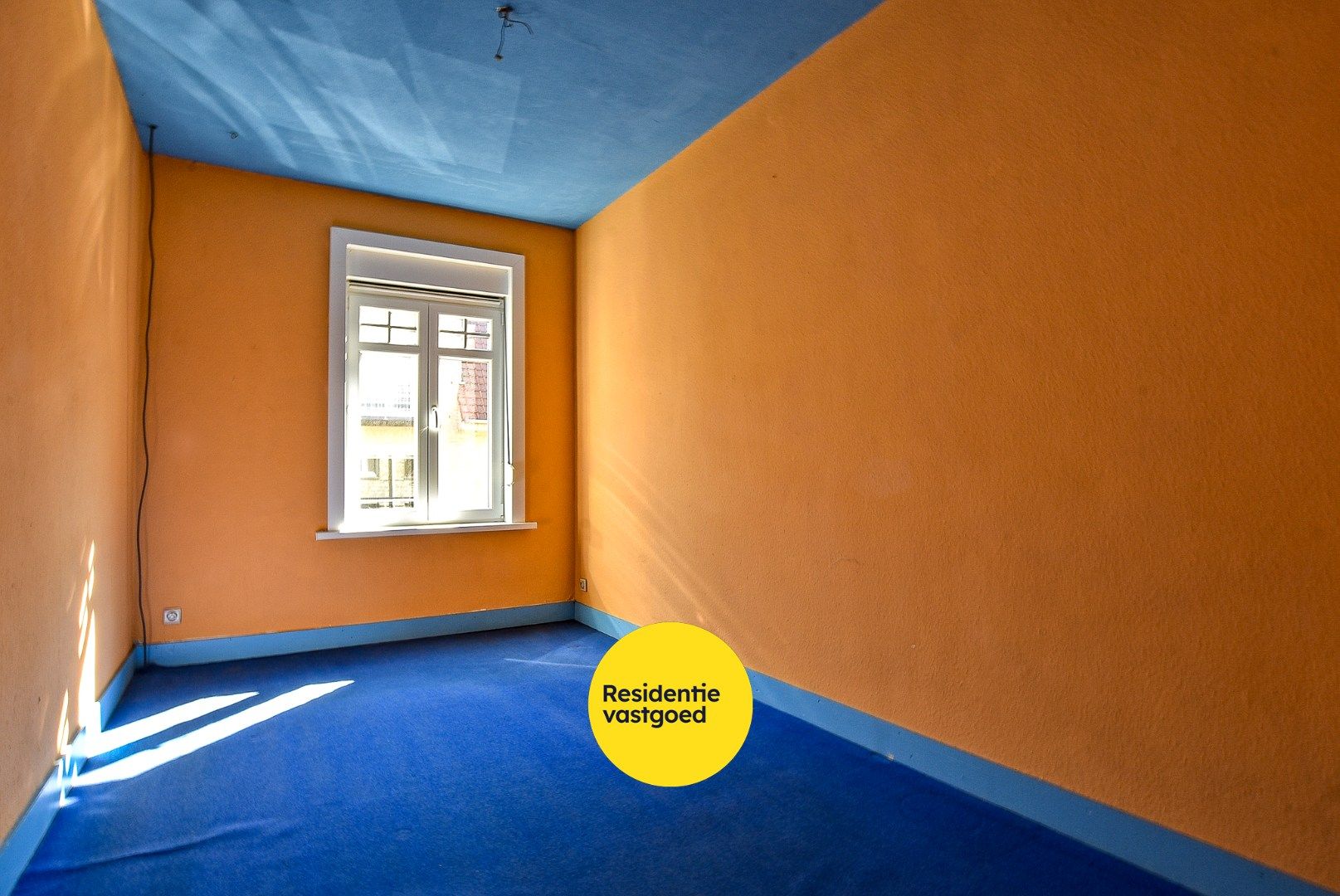 Charmante woning met veel potentieel in centrum Diksmuide! foto 9