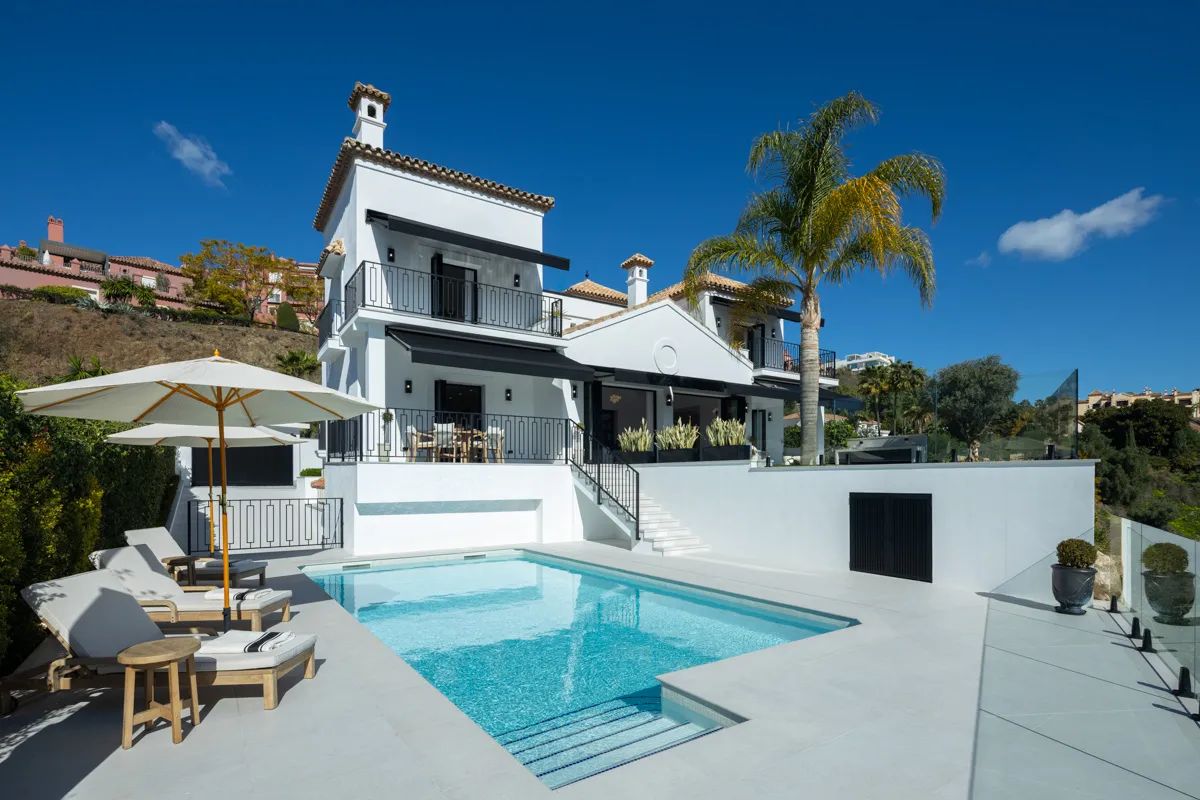 Waar design en uitzicht samensmelten – ultieme villa in het hart van de Costa del Sol foto 17