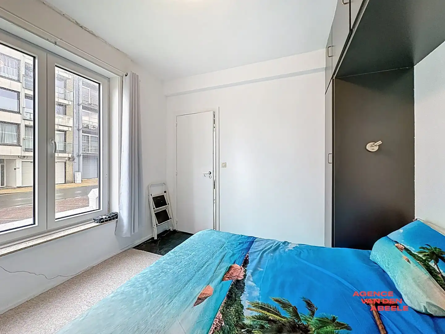 Gelijkvloers appartement in rustige zijstraat nabij de kust foto 18