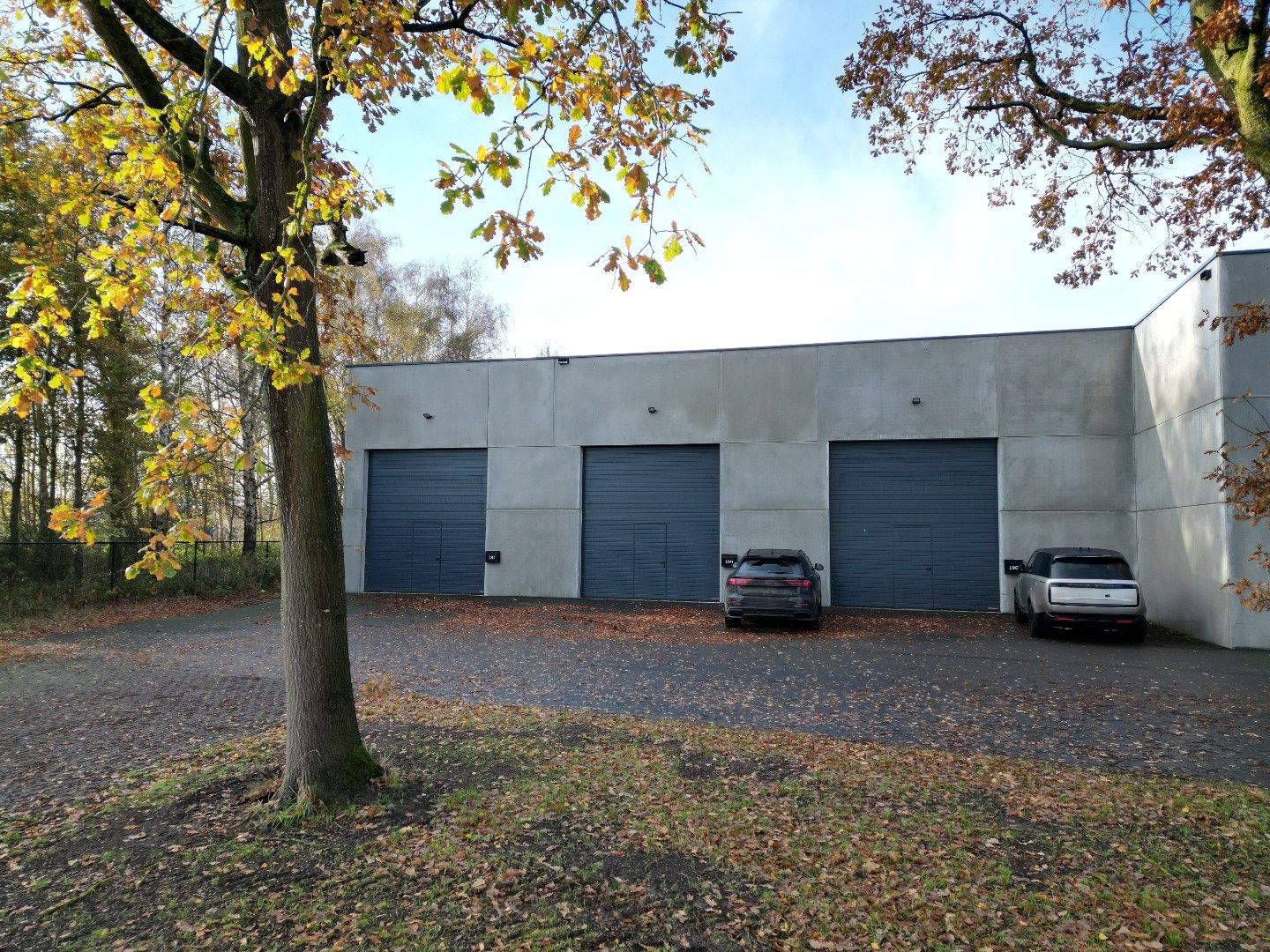 Strategisch gesitueerde bedrijfsruimte foto 3