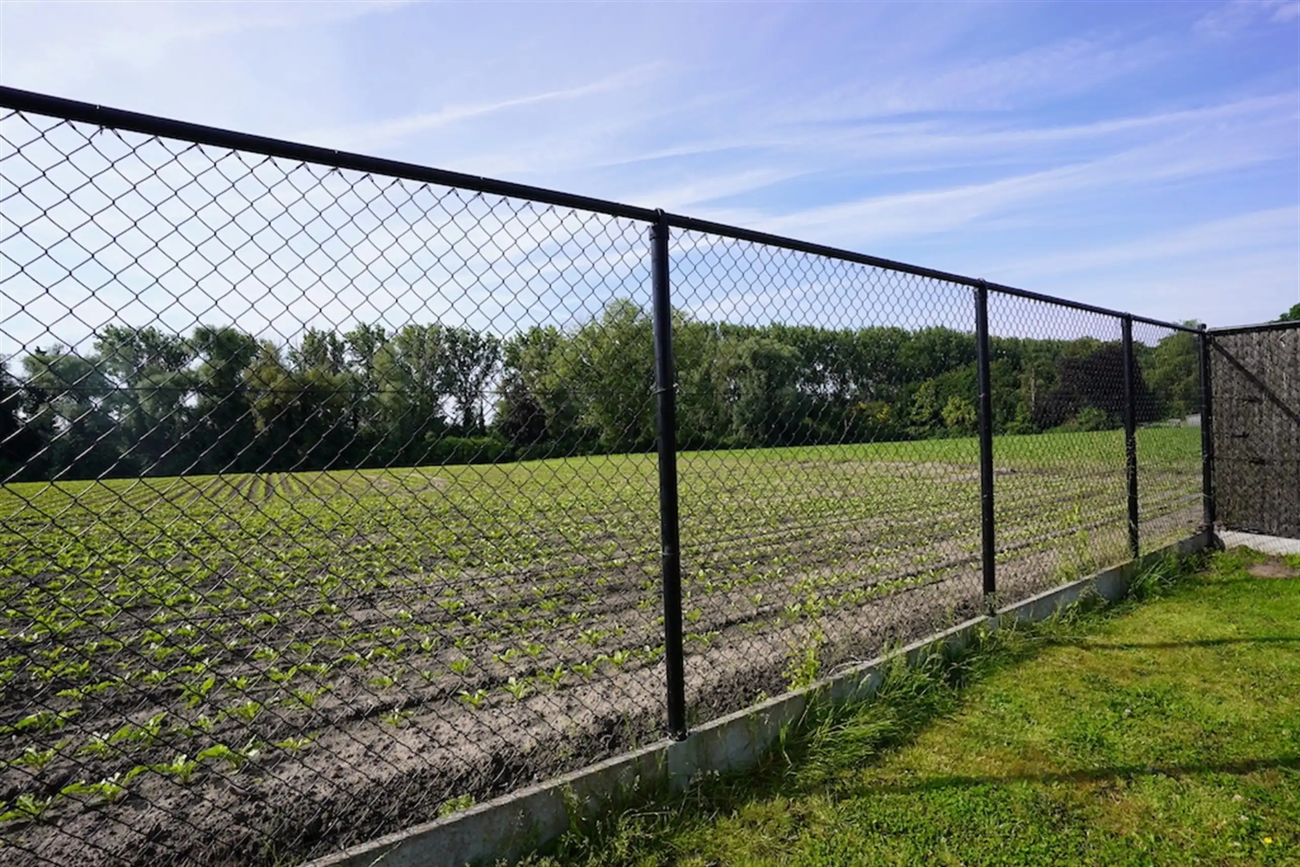 Jonge, verzorgde gezinswoning met tuin en garage foto 6