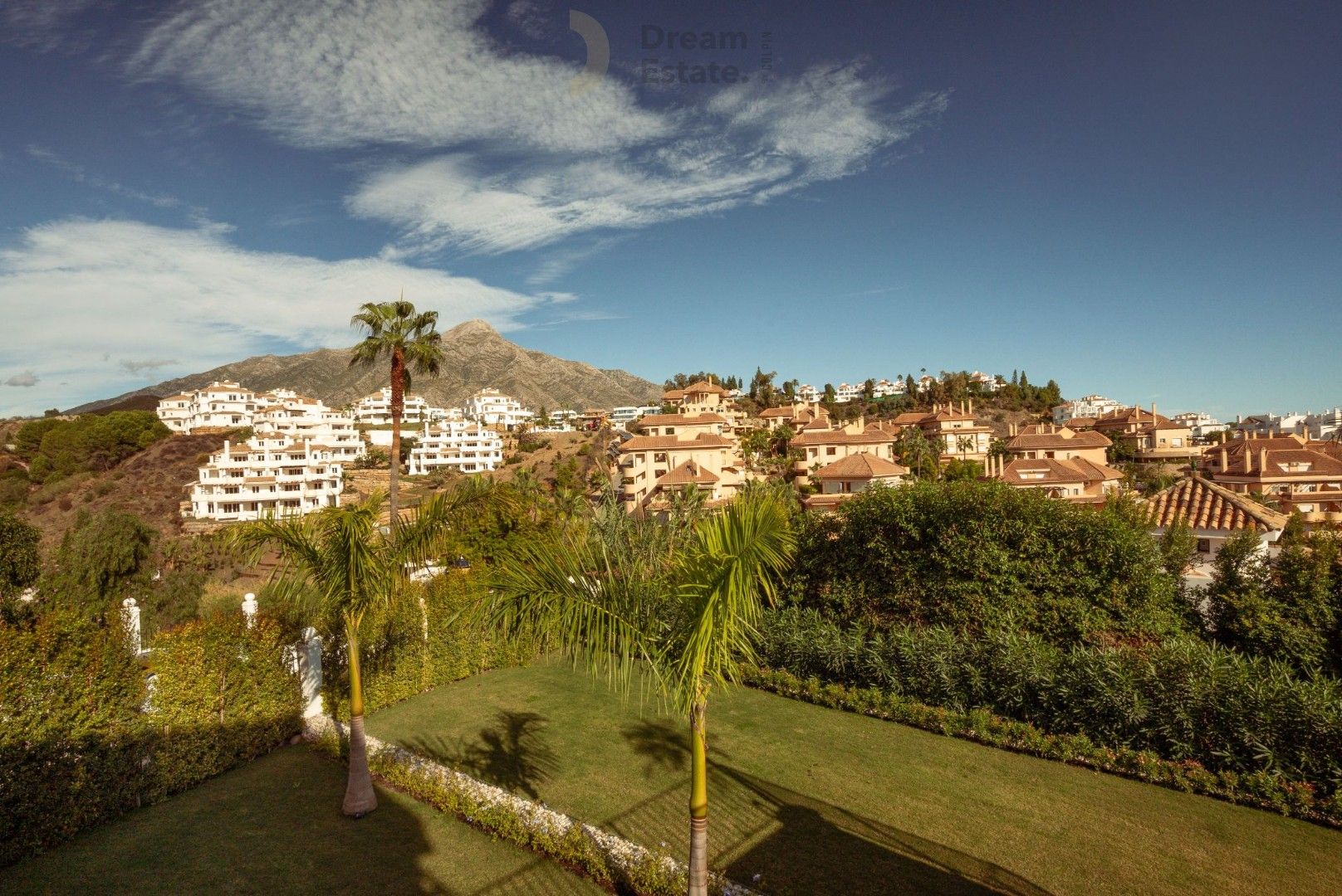 Opvallende hedendaagse villa in de golfvallei, Nueva Andalucia foto 60