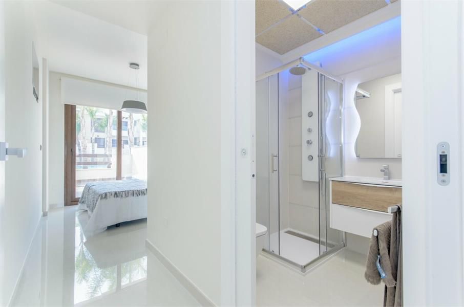 NIEUWBOUW COMPLEX VAN BUNGALOW APPARTEMENTEN IN LOS BALCONES, TORREVIEJA foto 17