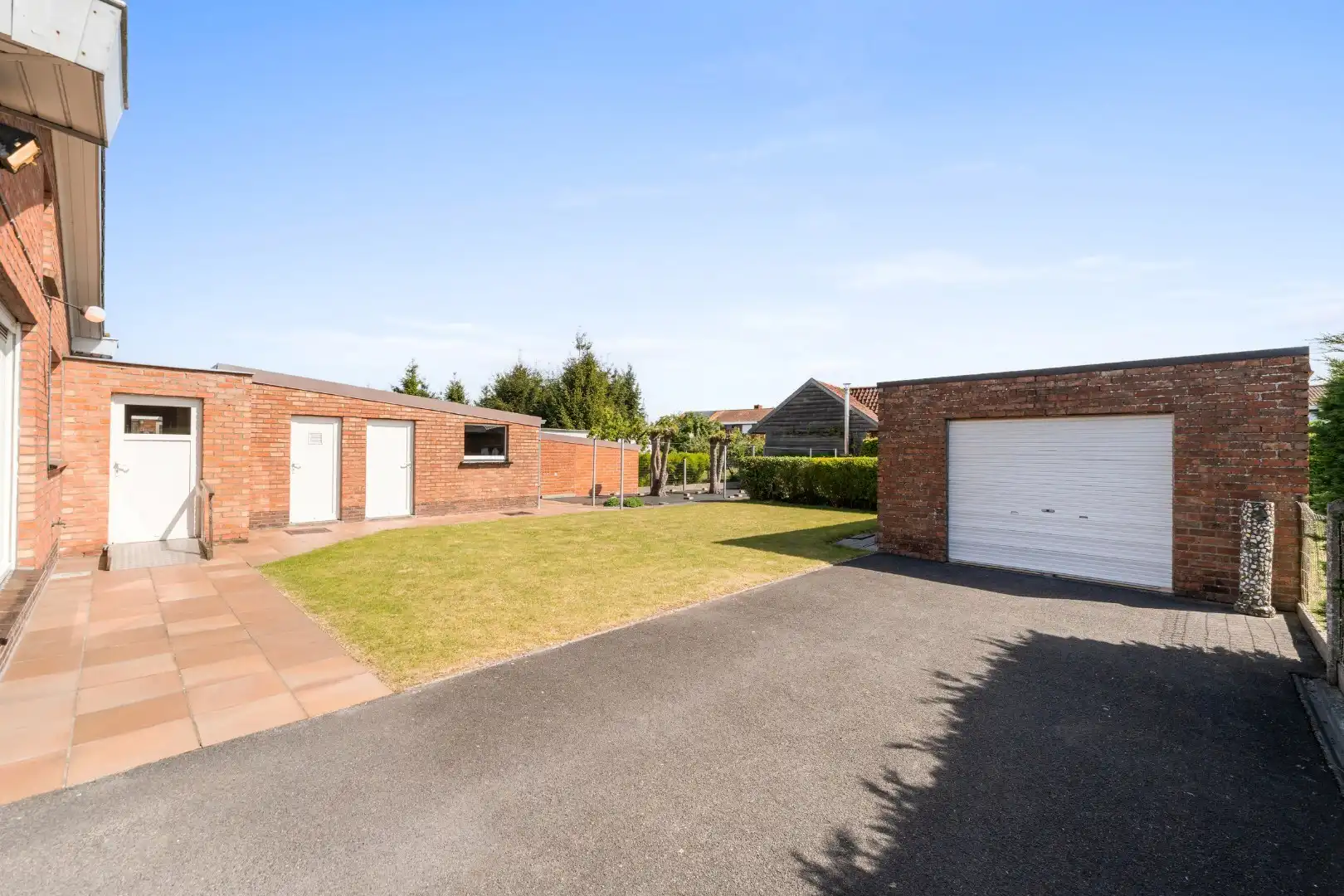 Gelijkvloerse woning met tuin in Sint-Joris foto 18