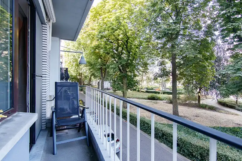 Interessante lange termijn opbrengsteigendom met gunstig EPC op een TOP-locatie met trouwe huurster inclusief garage en berging foto 7