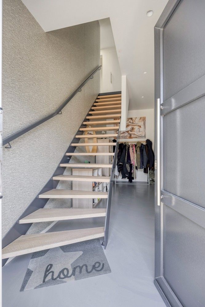 Ruim en instapklaar appartement met terras, garage en 3 slaapkamers in hartje As foto 2