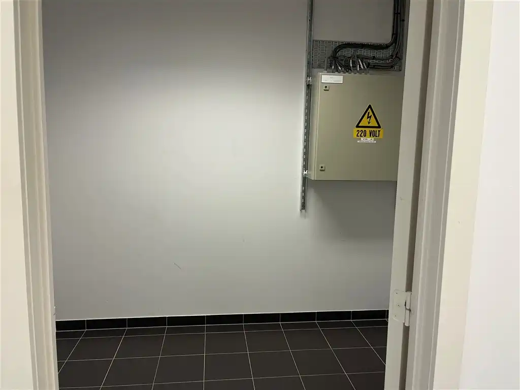 Kantoorgebouw foto 15