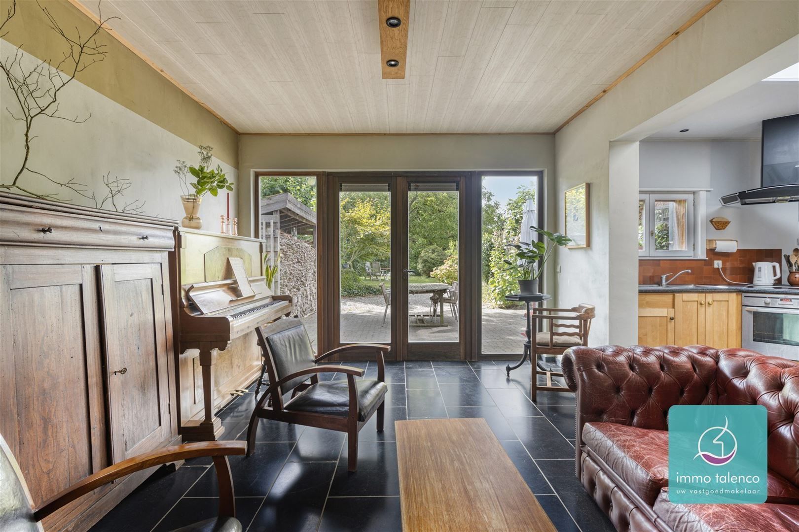 Eigendom met karakter - 4 slpks - rustige ligging  foto 5