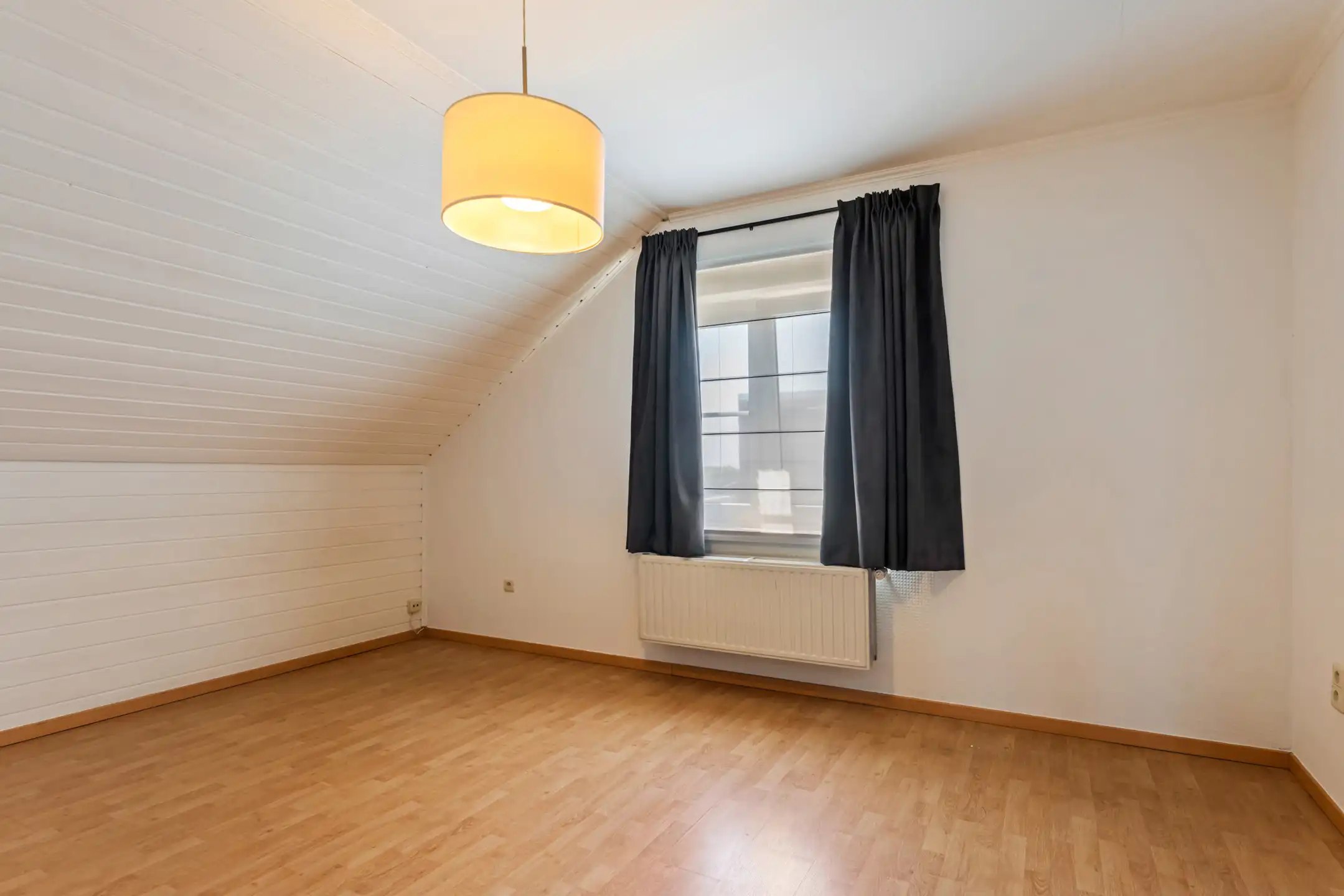 Vrijstaande woning met kapsalon/bureel op 13a47ca foto 22