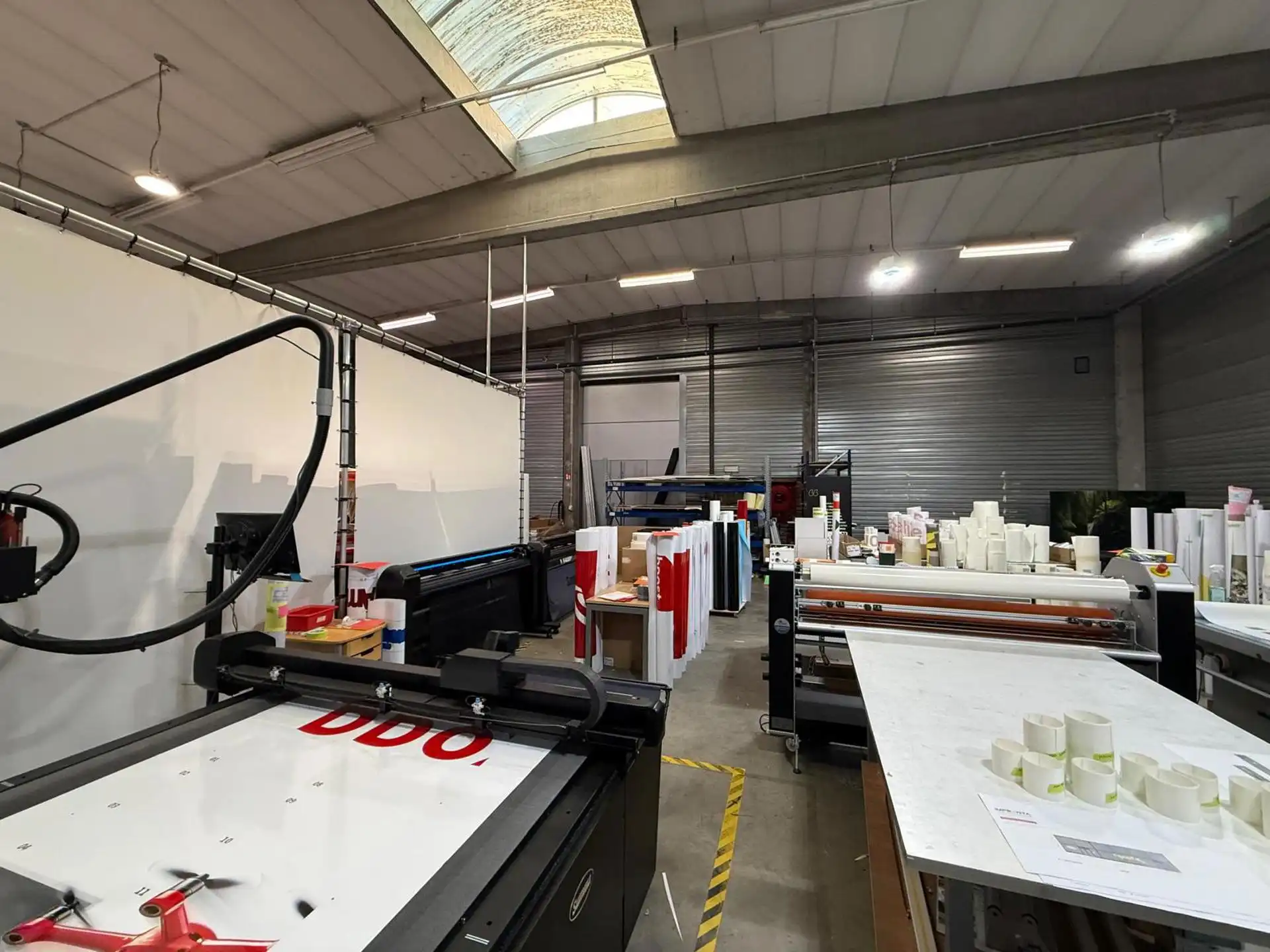 Modern bedrijfspand te huur foto 5