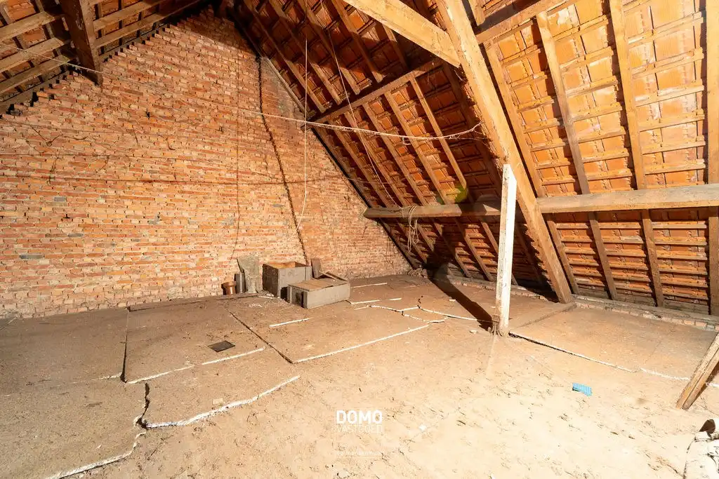 Halfopen bebouwing met grote tuin en 3 slaapkamers foto 14