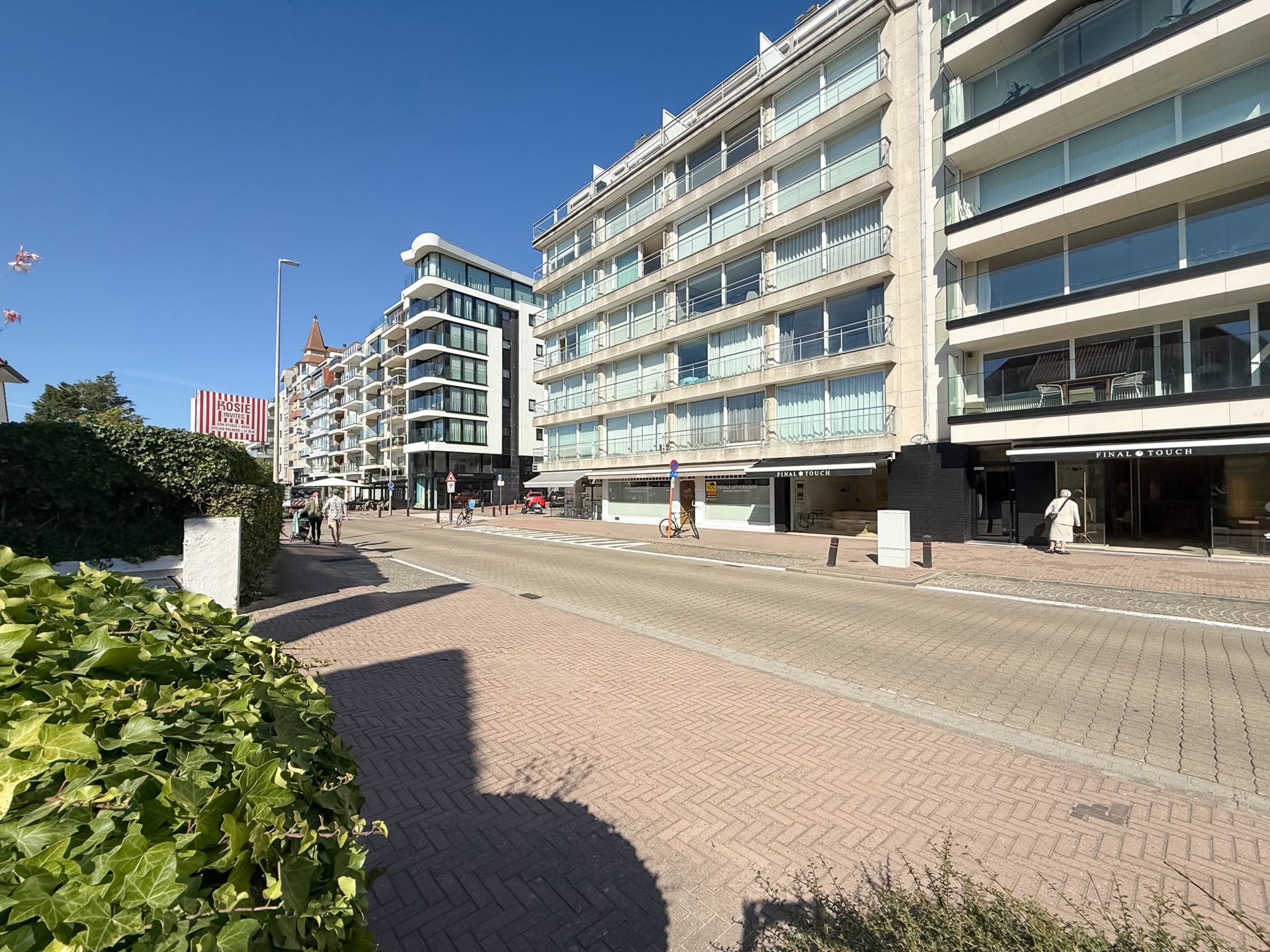 Ruim 1-slaapkamerappartement op toplocatie Kustlaan – Zoute foto 3