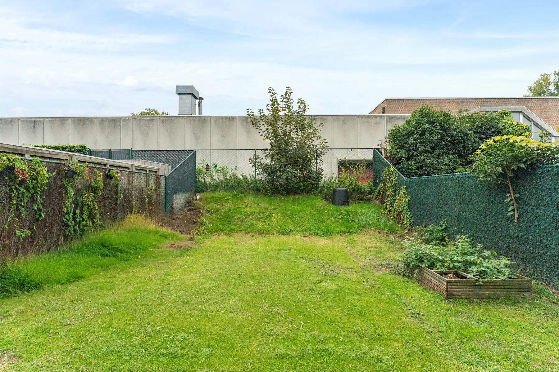 Instapklare woning  met 4 slpk, garage en stadstuin foto 16