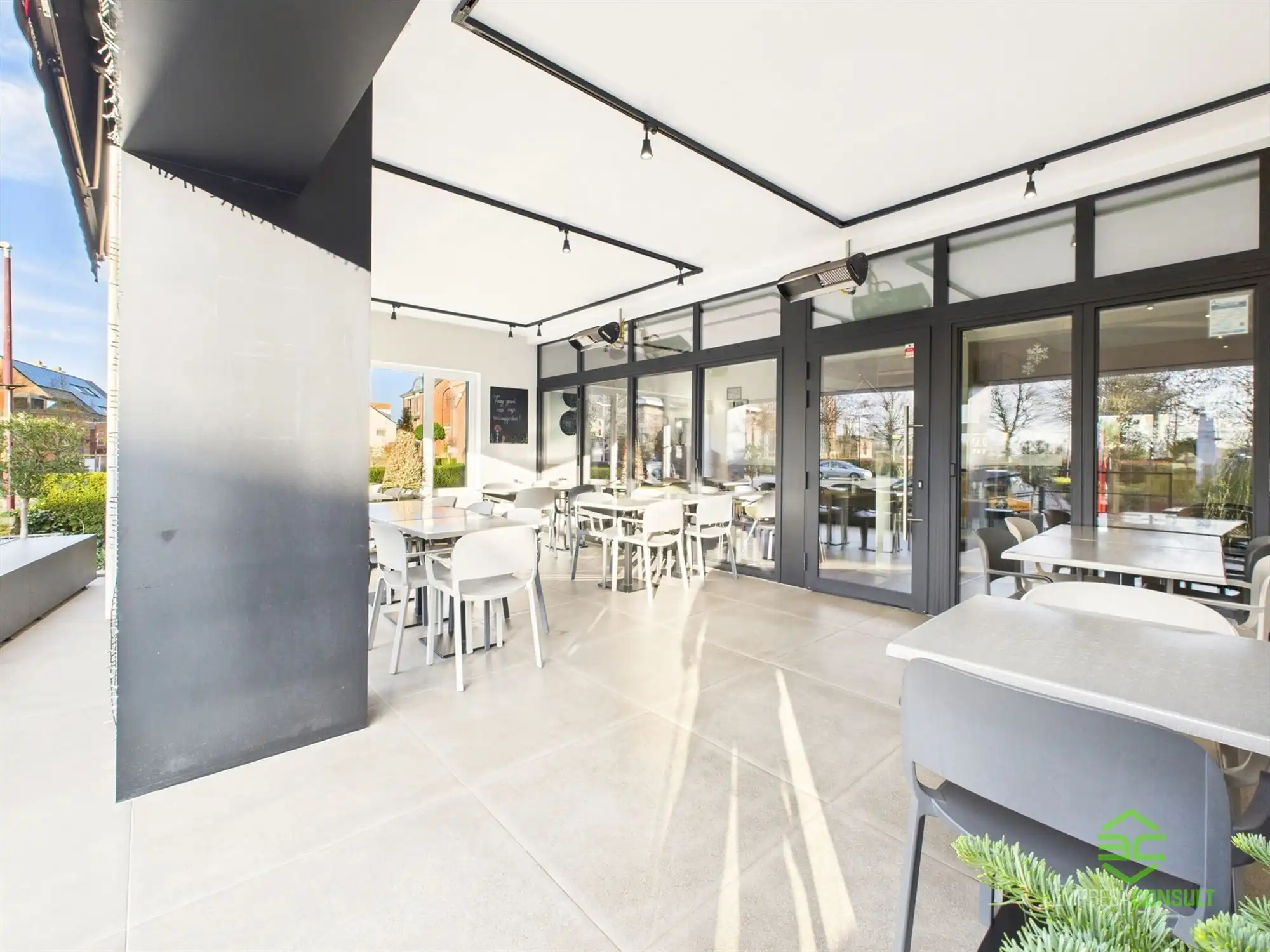 Instapklaar restaurant op een topligging in Schulen! foto 4