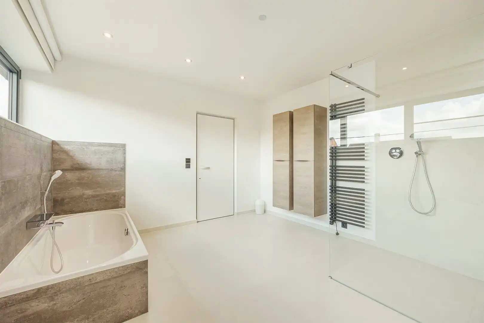 Topwoning! Kwalitatief en instapklaar! foto 18